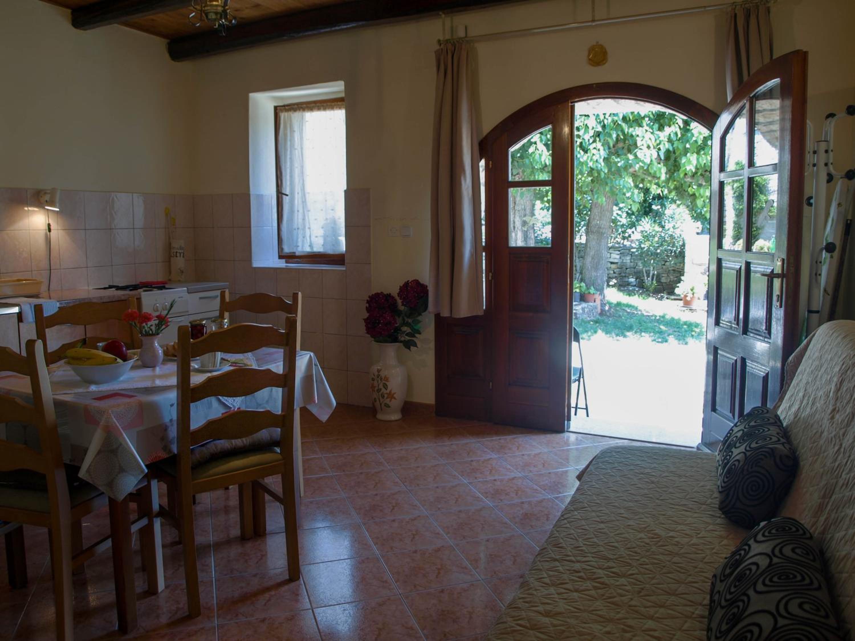 Apartments Heraki