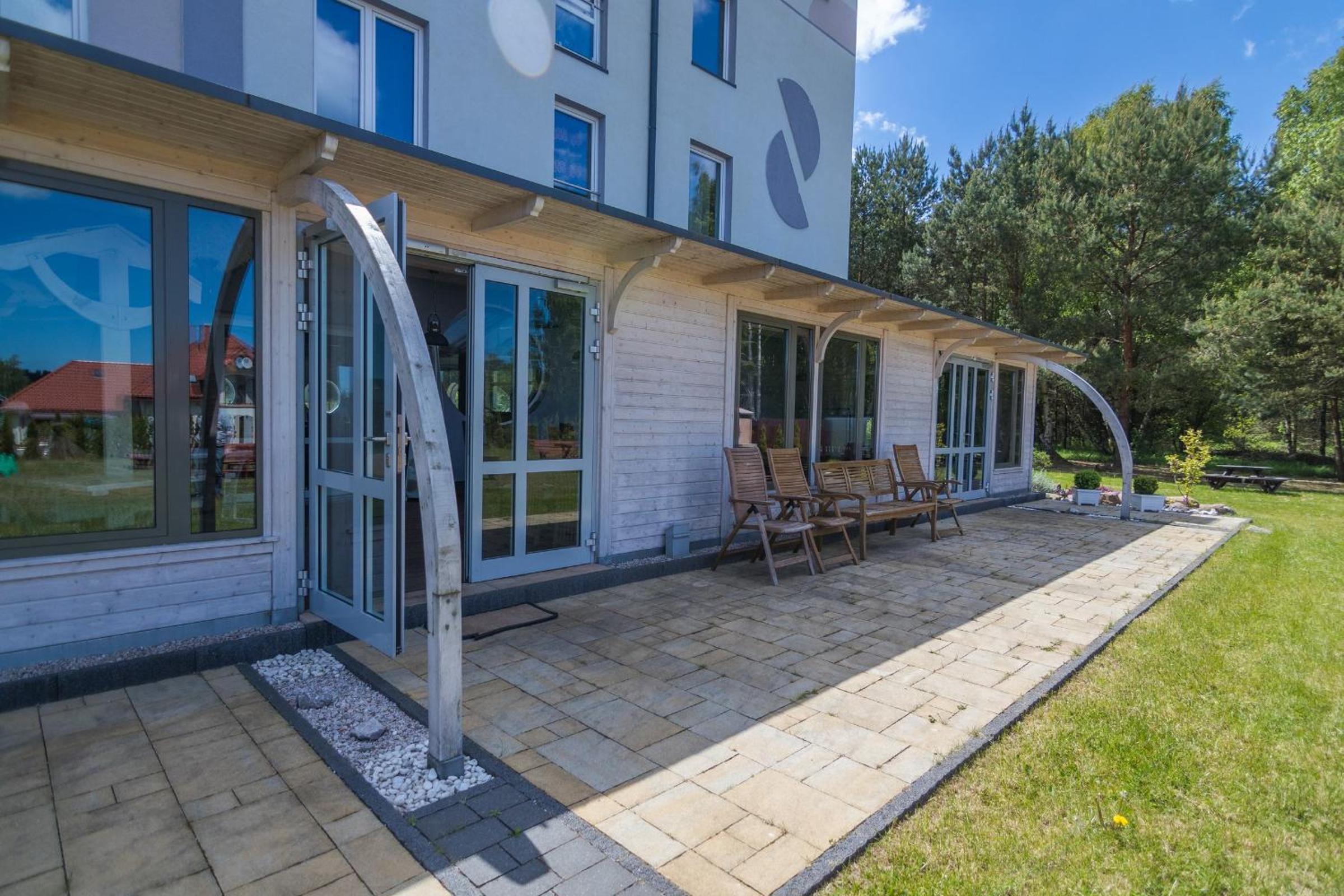 Resident Rene USTKA, photo 128