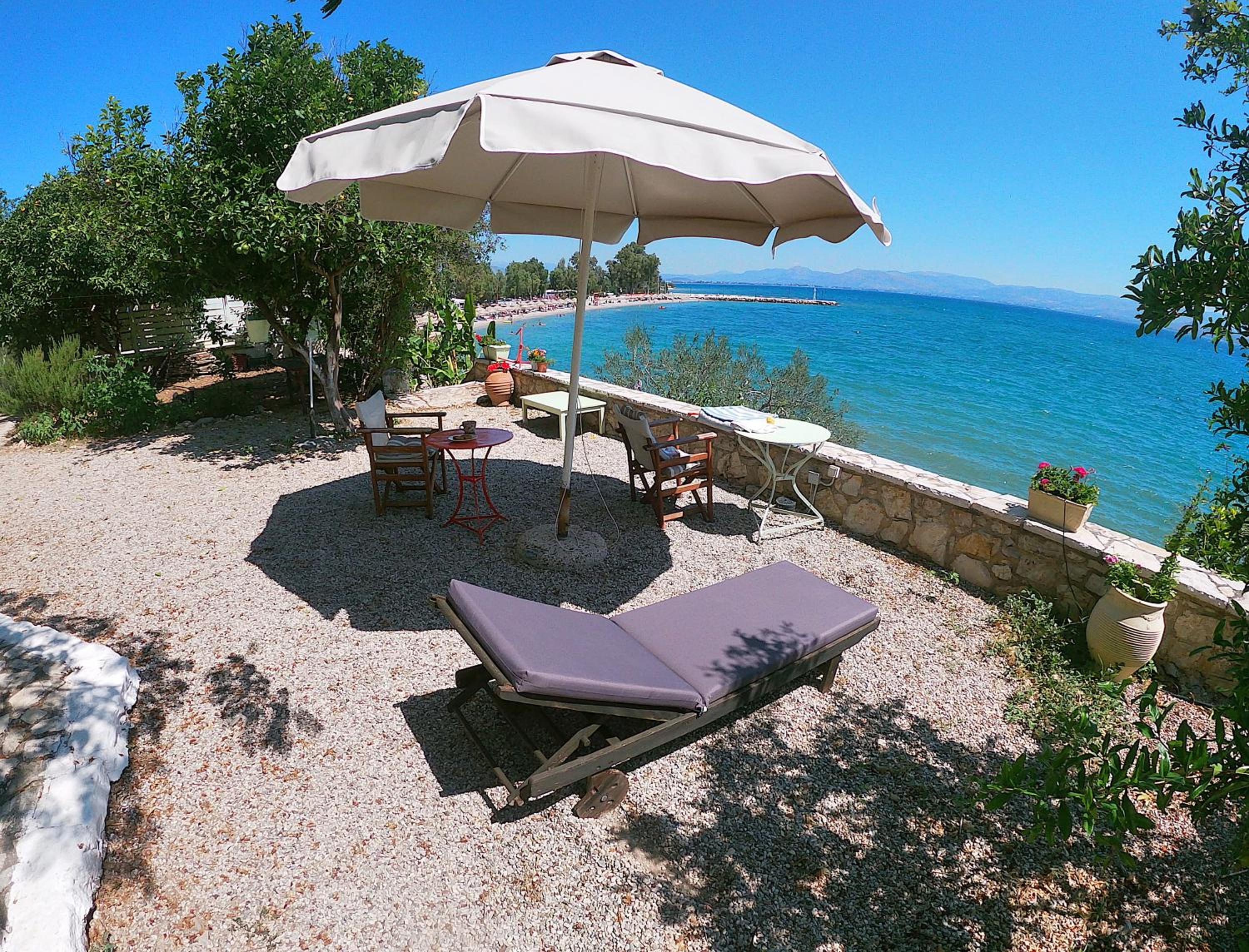 KIVERI 1876 traditional seafront cottage view 5