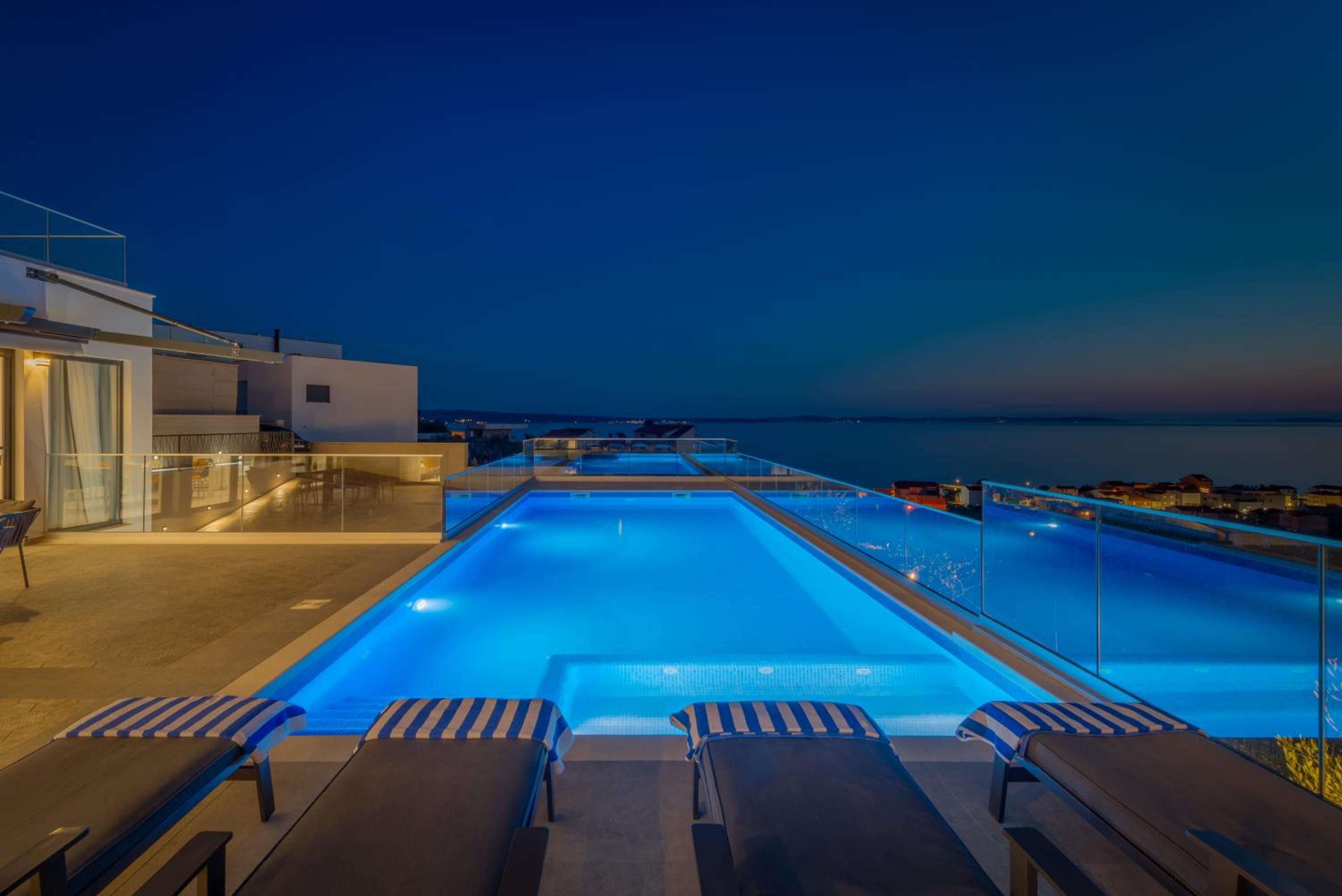 Villa Luna Podstrana view 5
