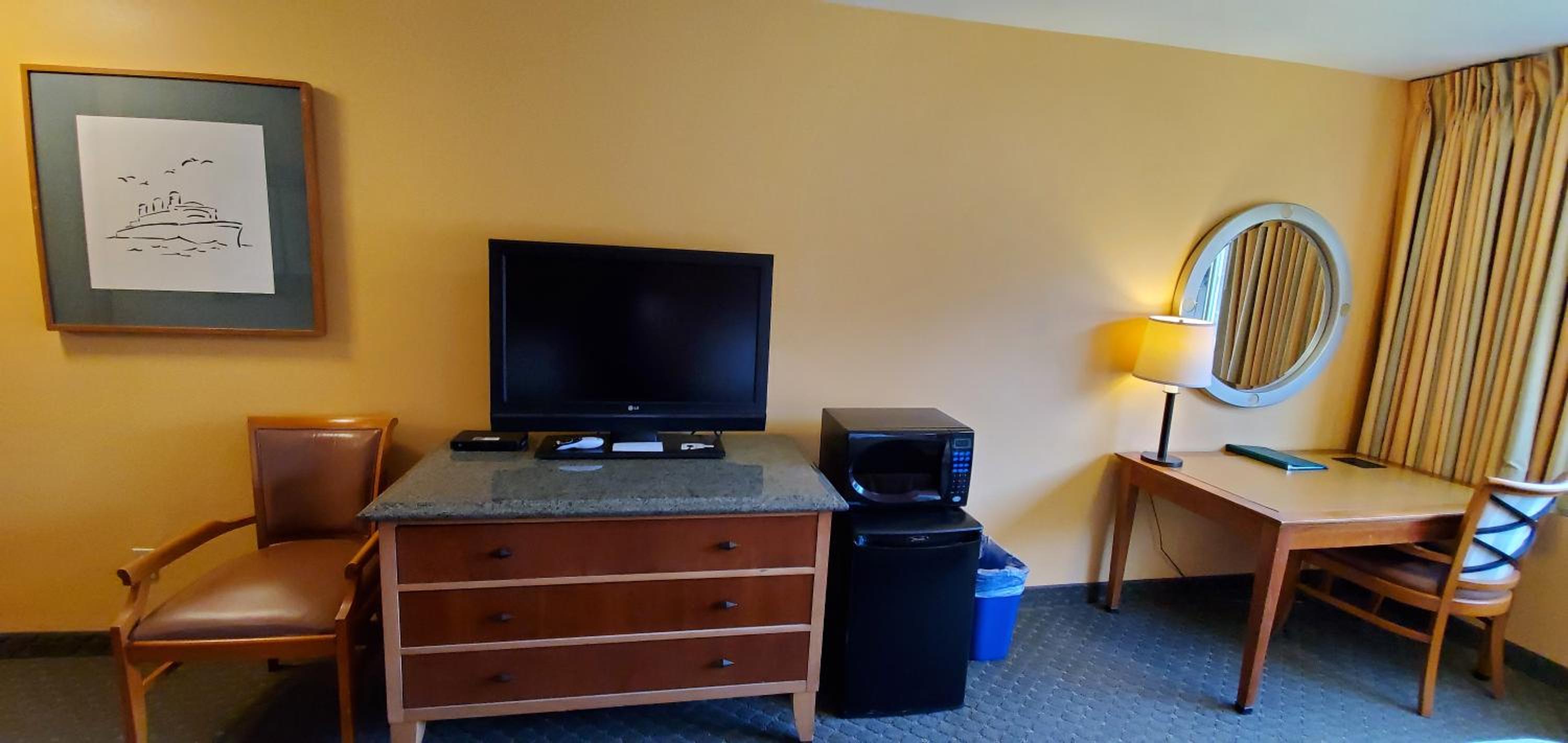 Olympic View Inn