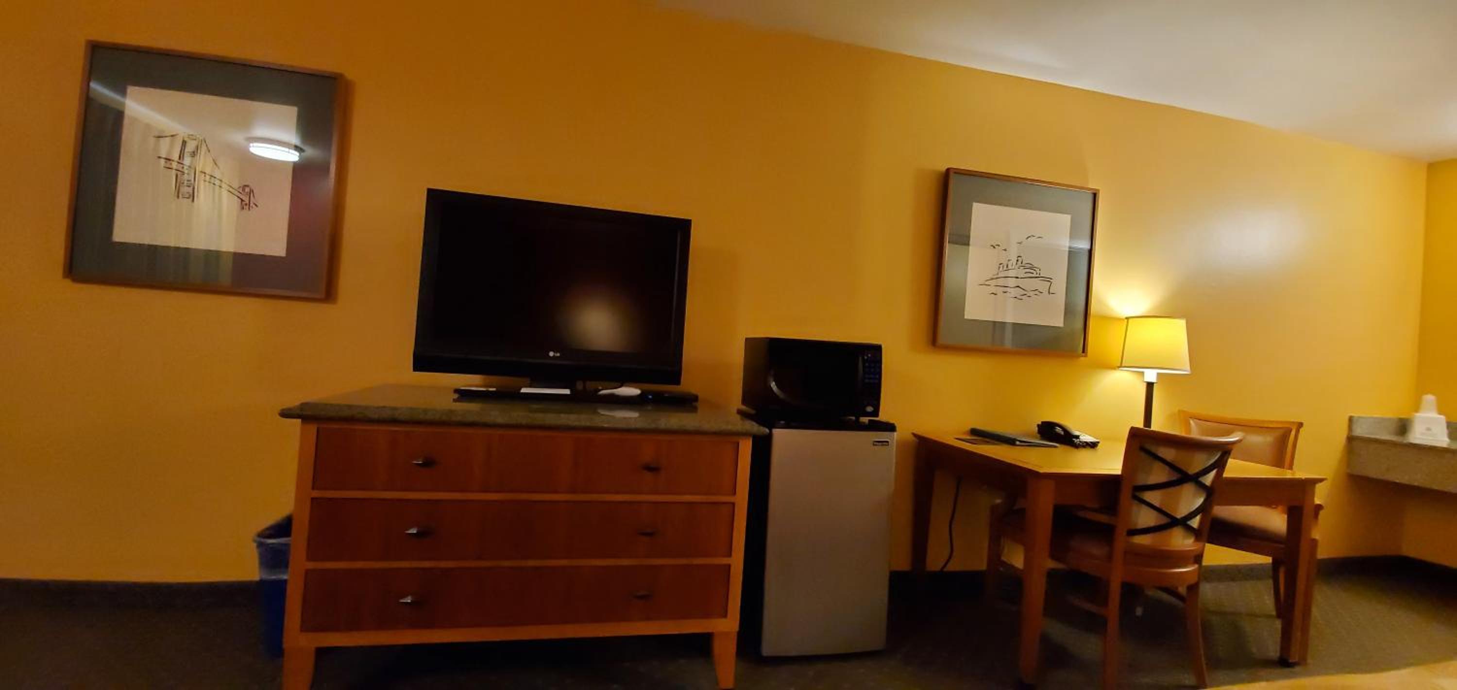 Olympic View Inn