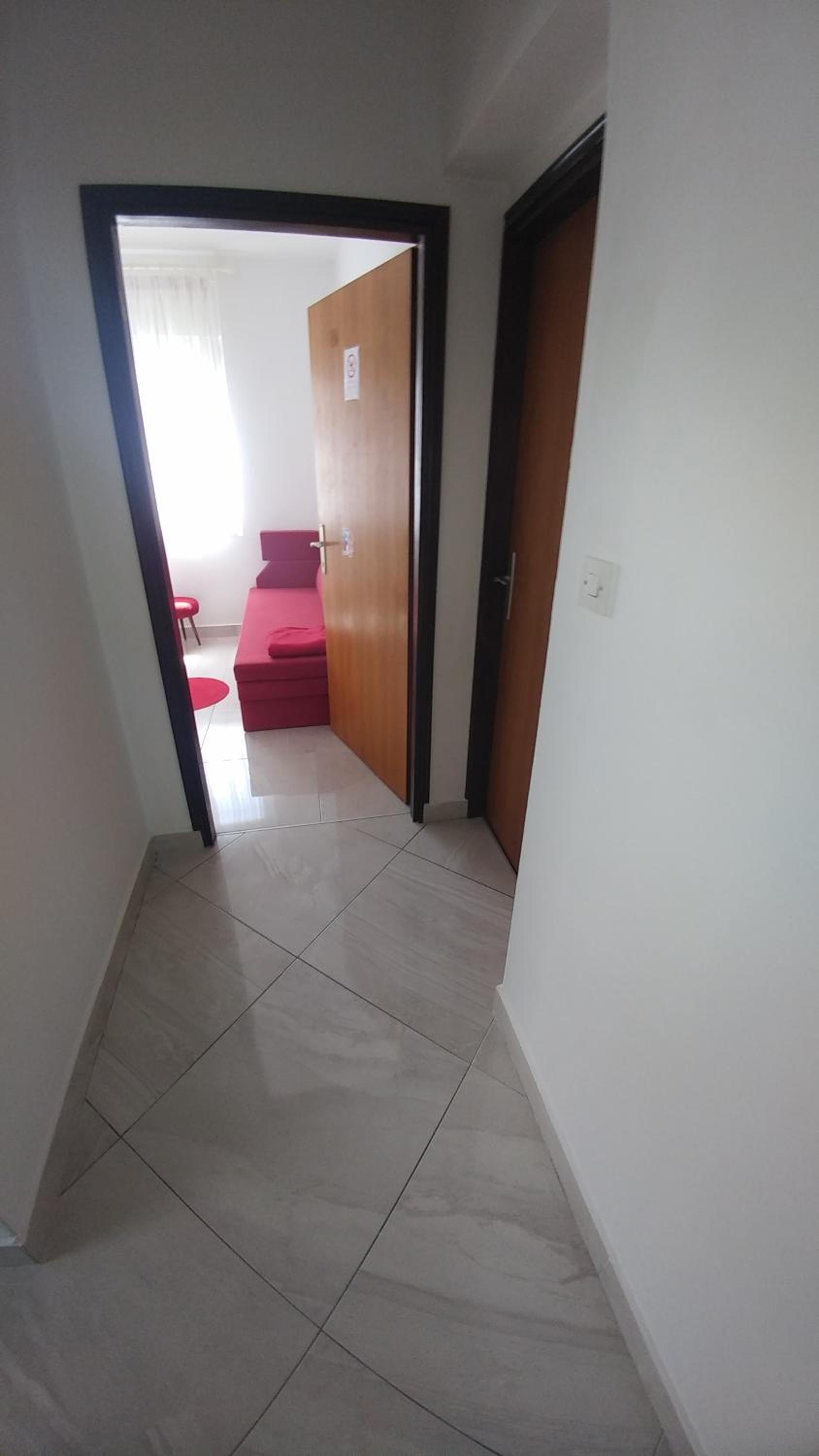Apartments Ema