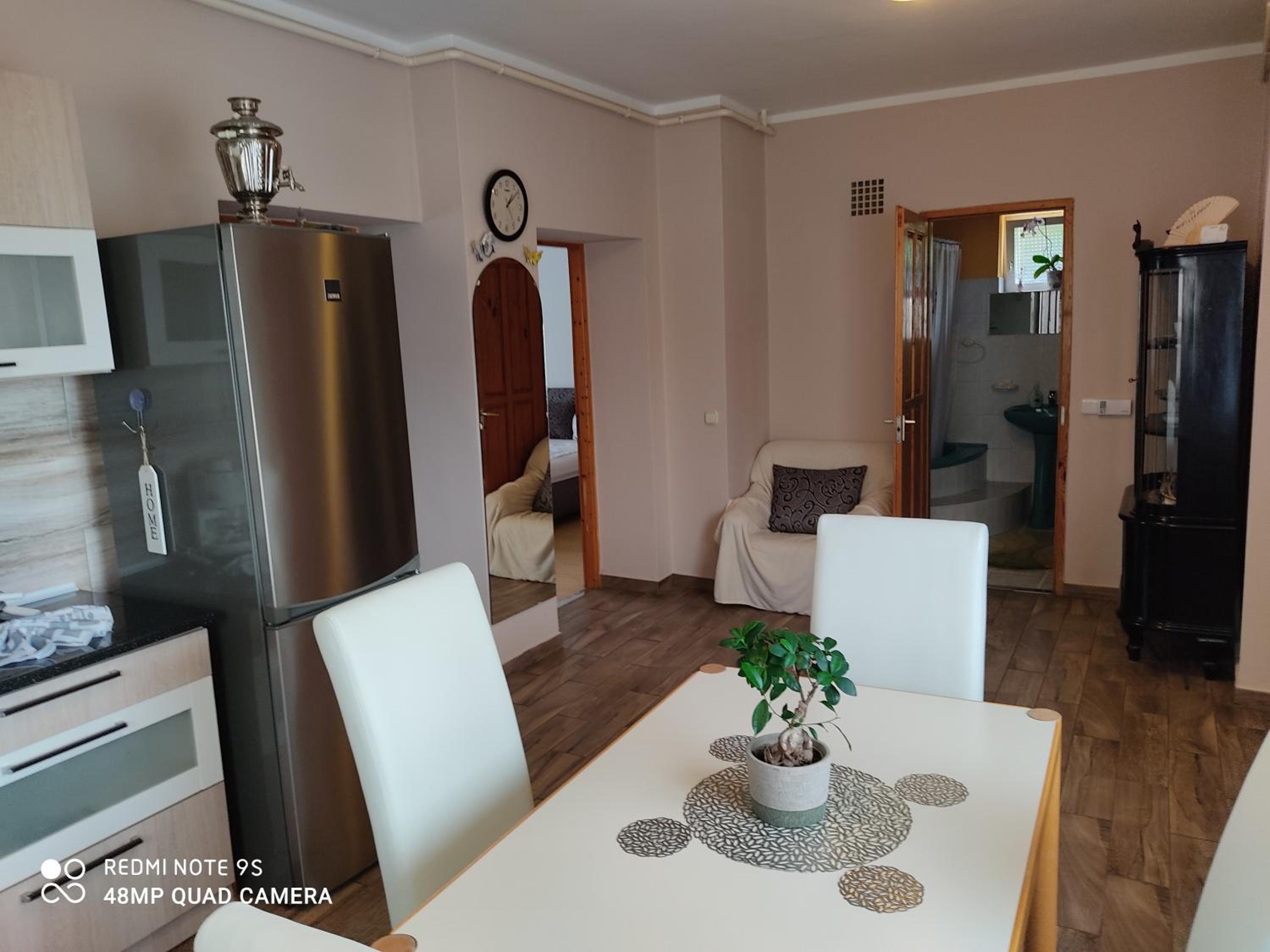 Fox Apartmanok view 5