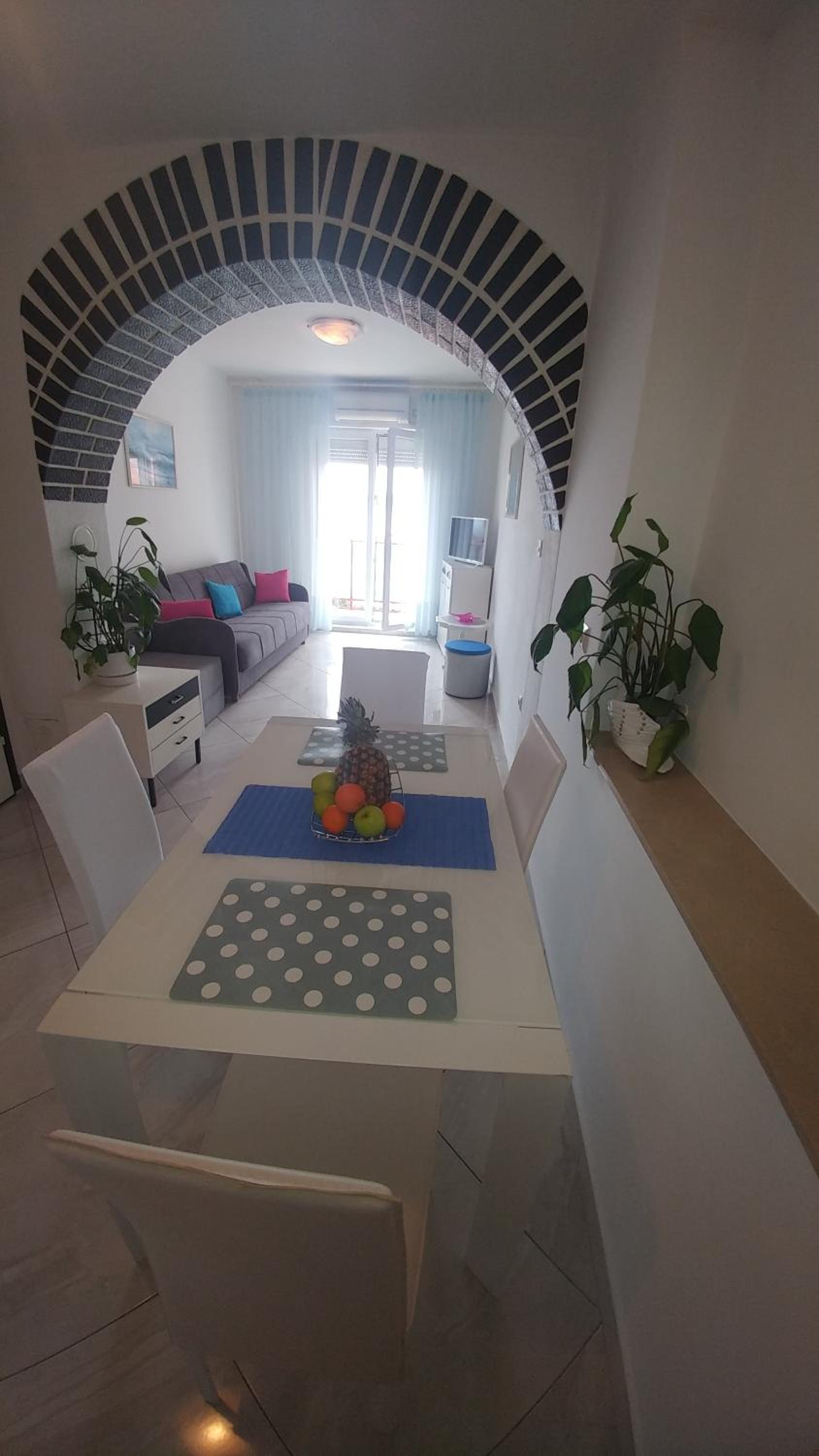 Apartments Ema