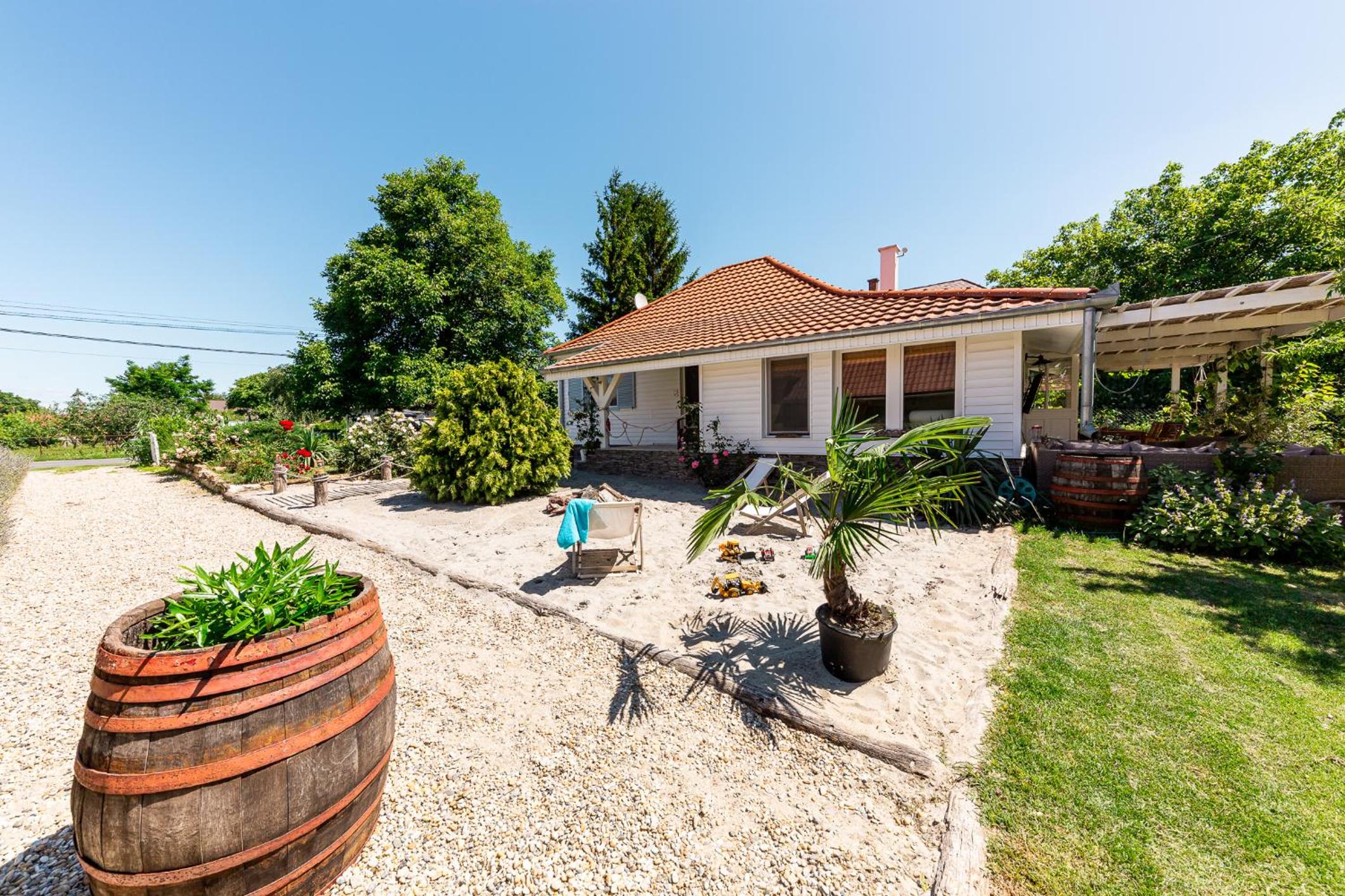 Berrybay Holidayhome view 3