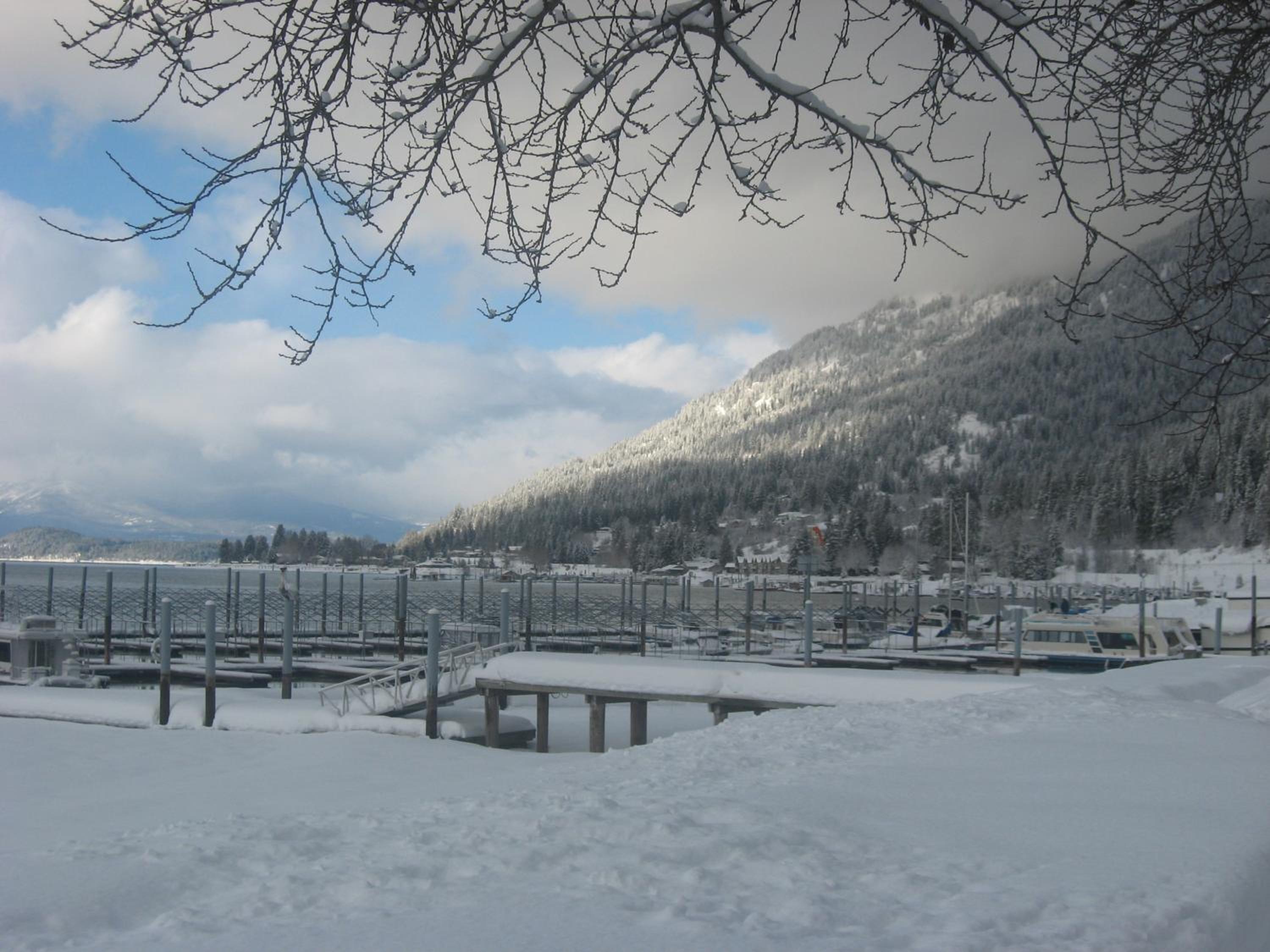 Pend Oreille Shores Resort - Property Image 6