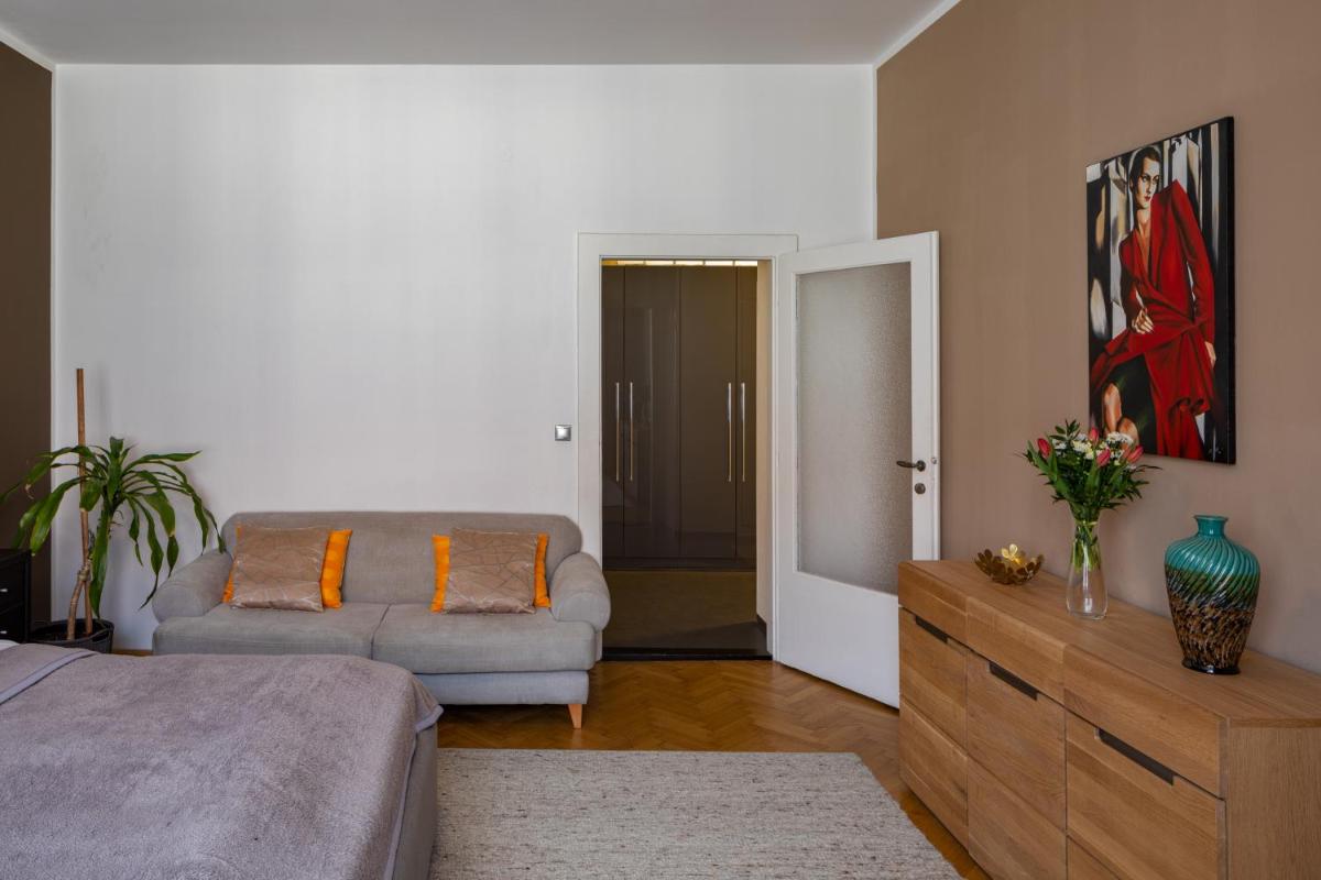 Deluxe apartment in Old Town by Prague Days