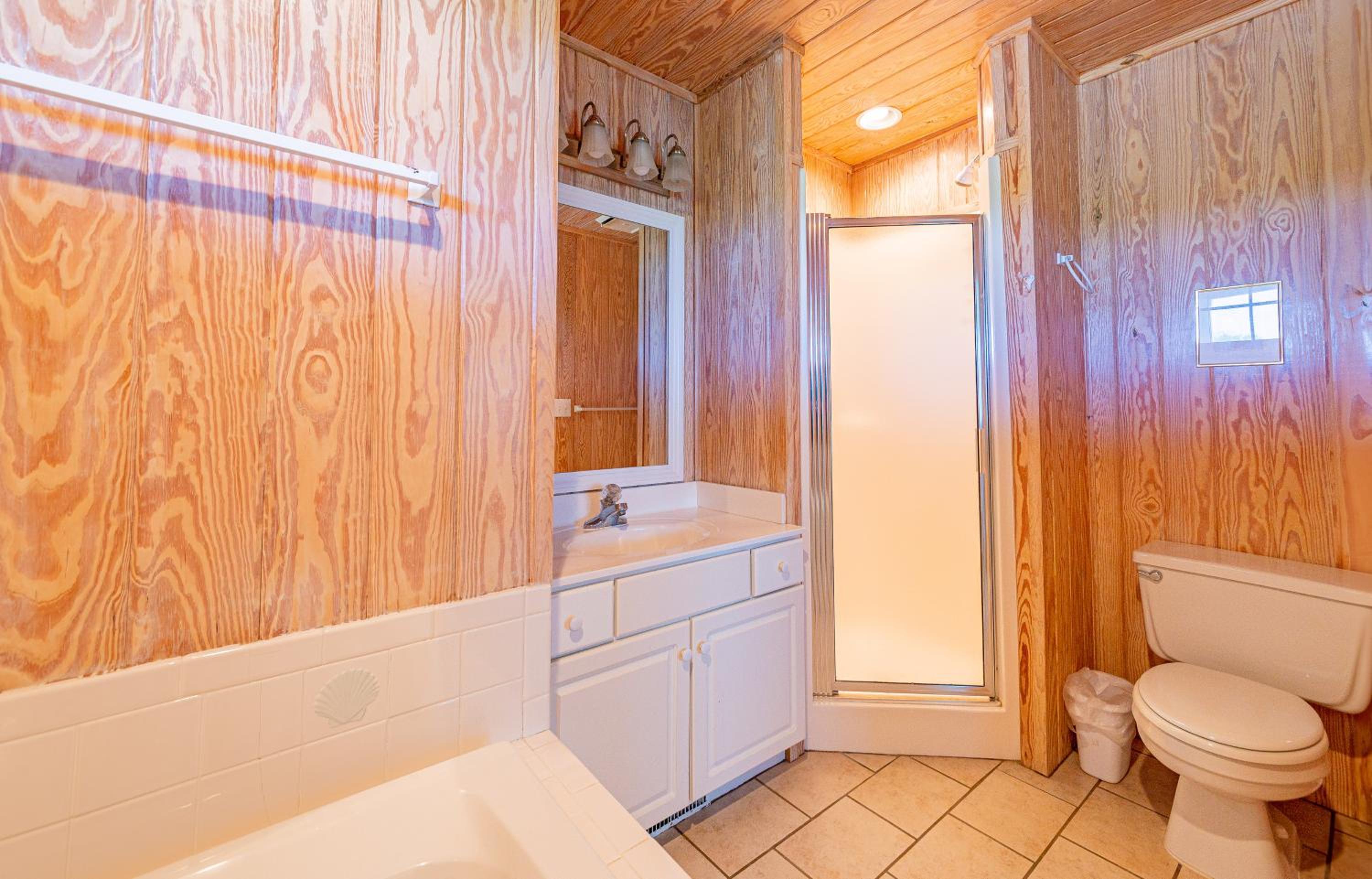 Sandscape - Corolla, Crown Point, Oceanfront, Steps to Beach, Hot Tub, Pool Table, Community Pool