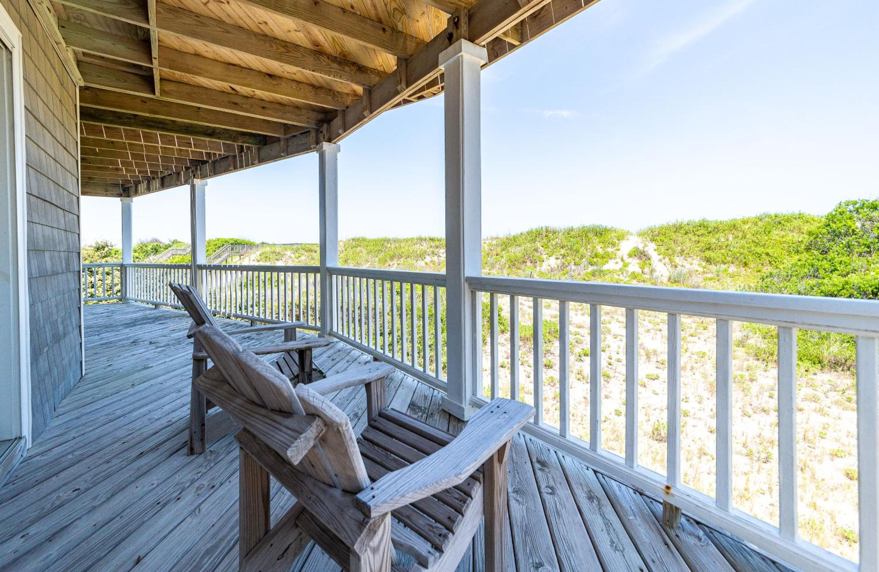 Sandscape - Corolla, Crown Point, Oceanfront, Steps to Beach, Hot Tub, Pool Table, Community Pool