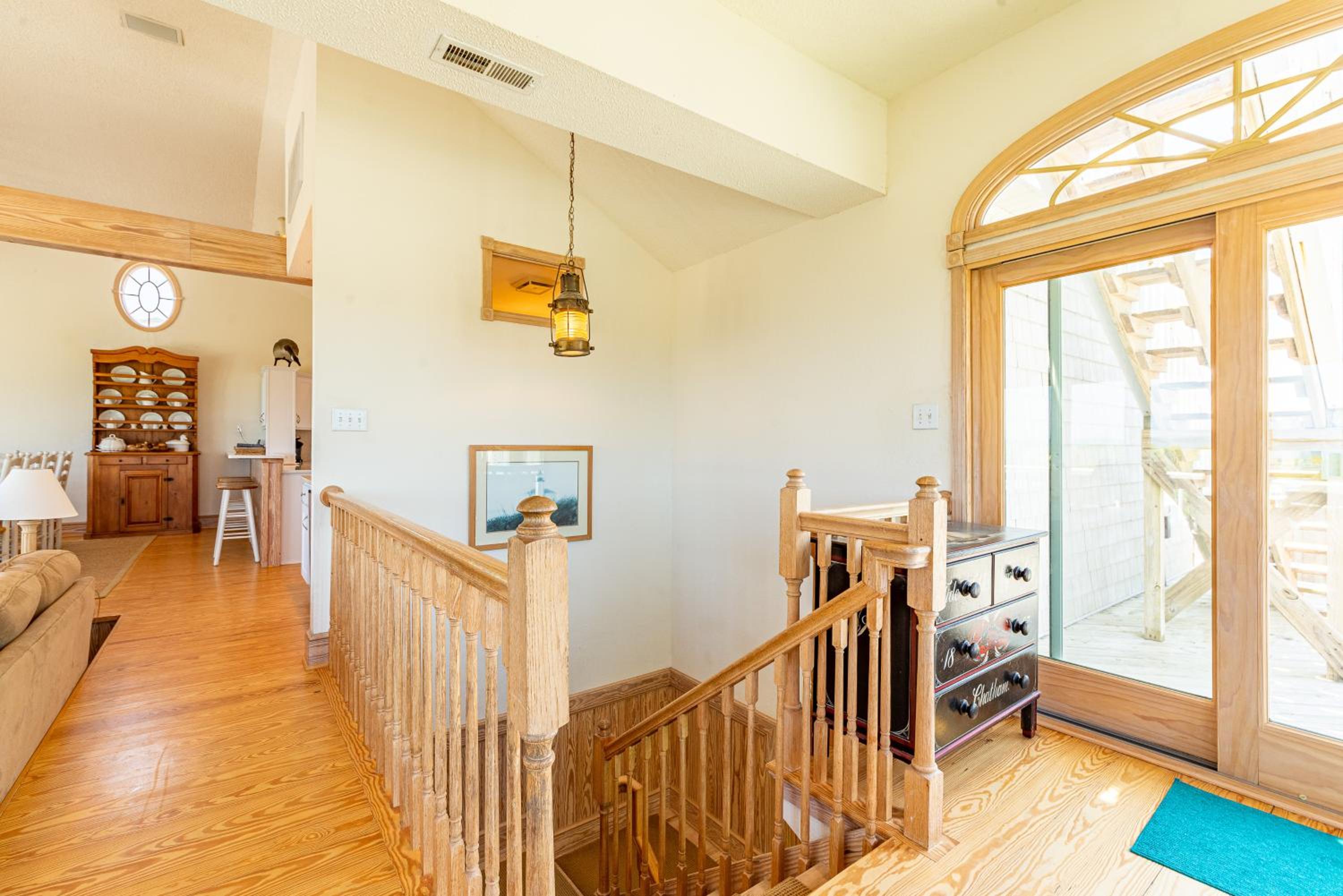 Sandscape - Corolla, Crown Point, Oceanfront, Steps to Beach, Hot Tub, Pool Table, Community Pool