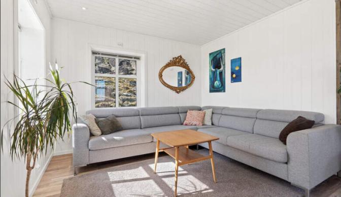 Ragnahuset - Koselig minihus i fiskevær view 4