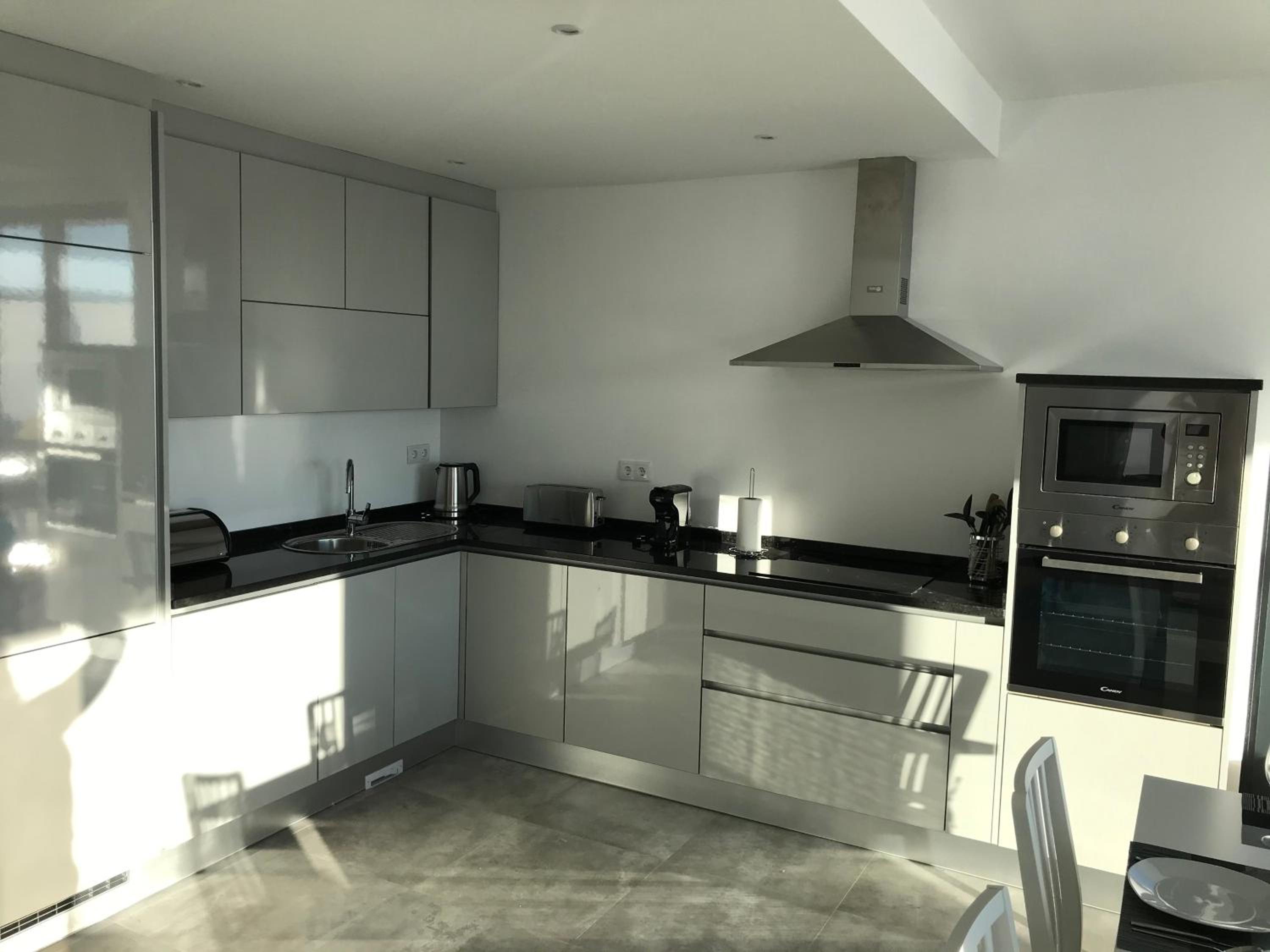 Photo 33