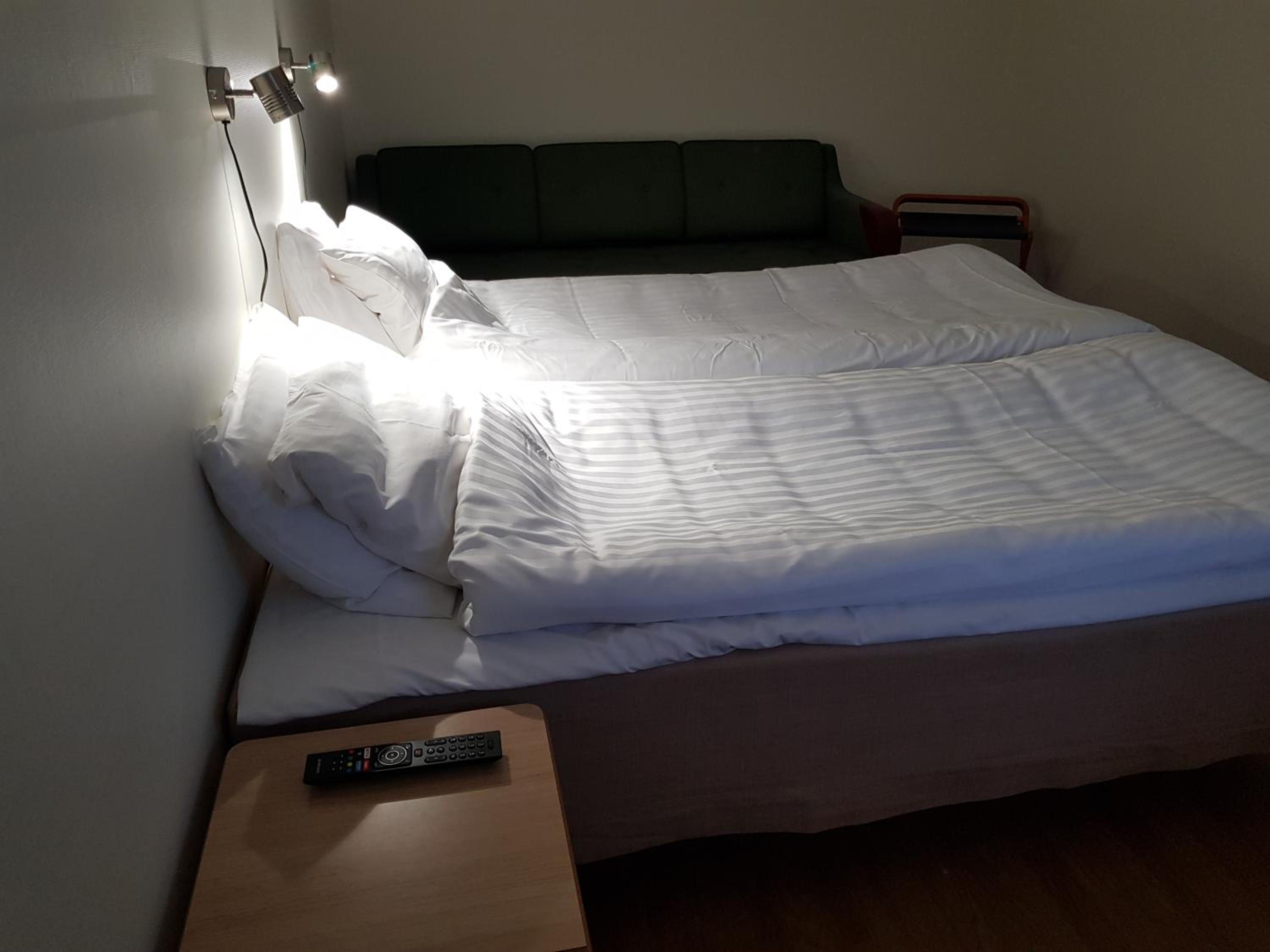 Photo 8