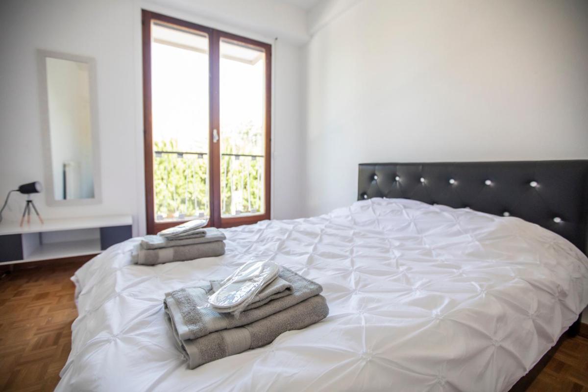 +++++ brand new flat 4 persons near Hotel Martinez, center and Palais des festivals +++++ photo 3