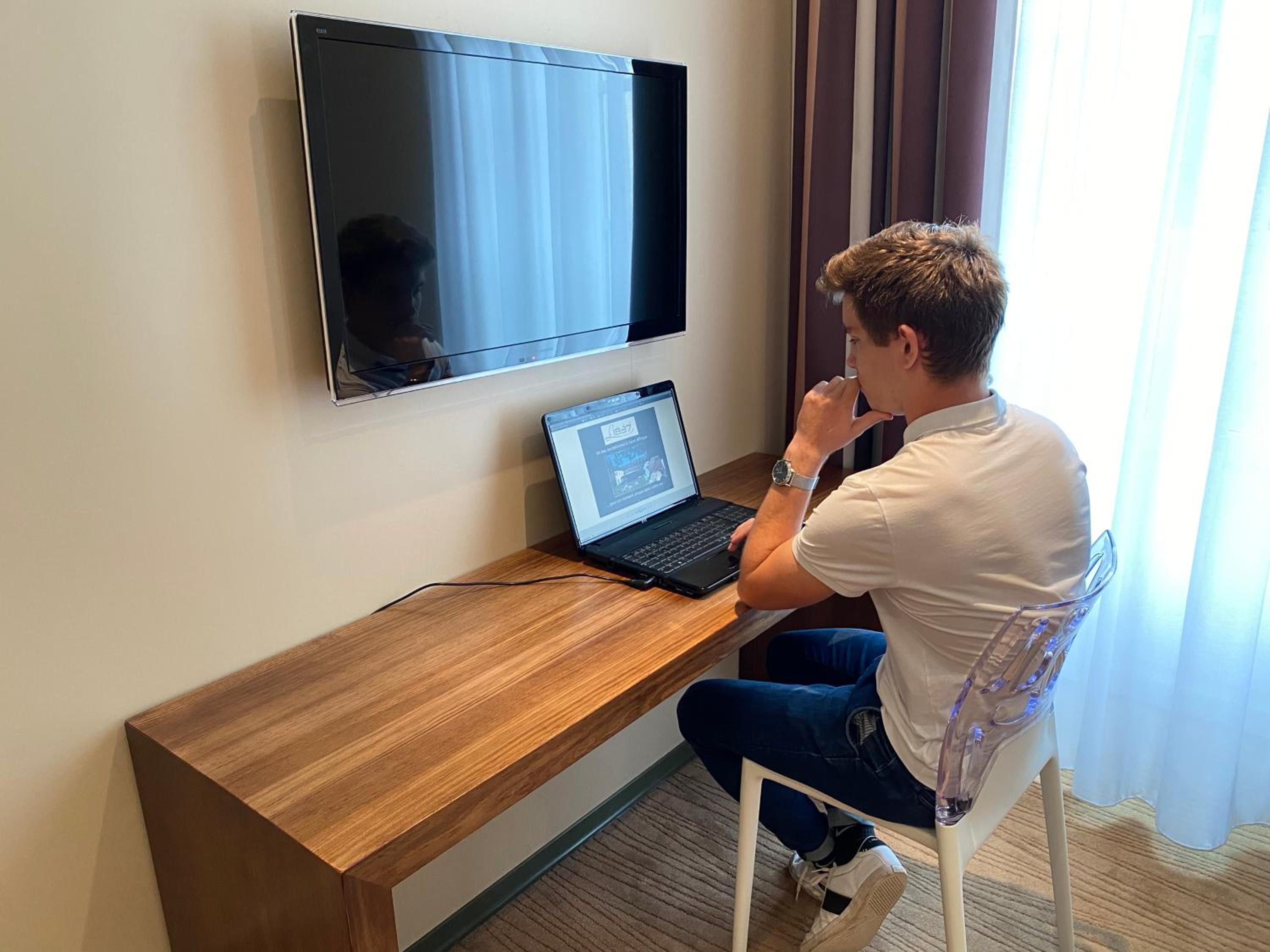 hotel room