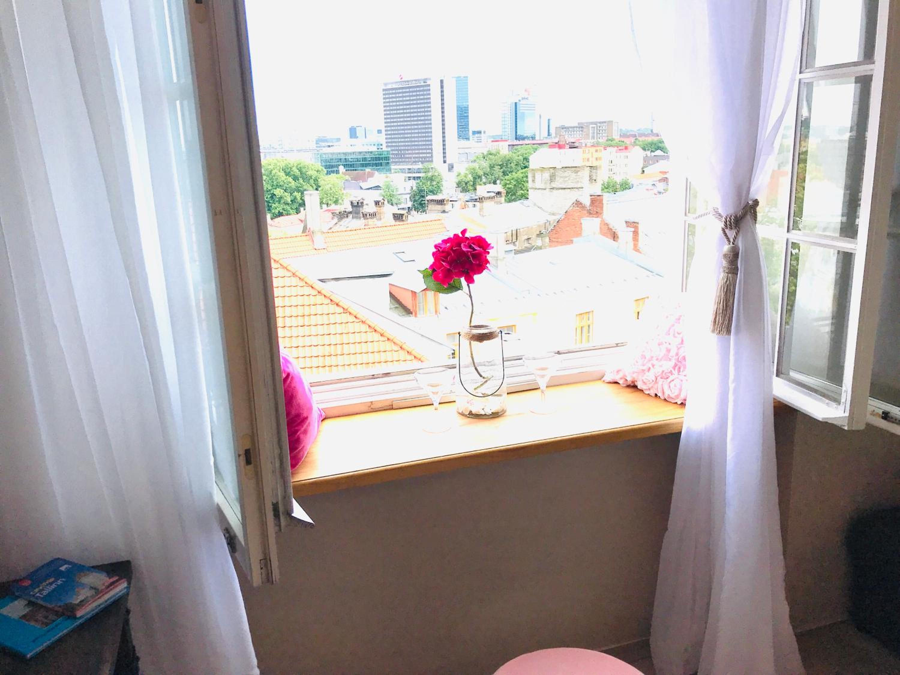 Cozy oldtown studio with magnific city view view 2