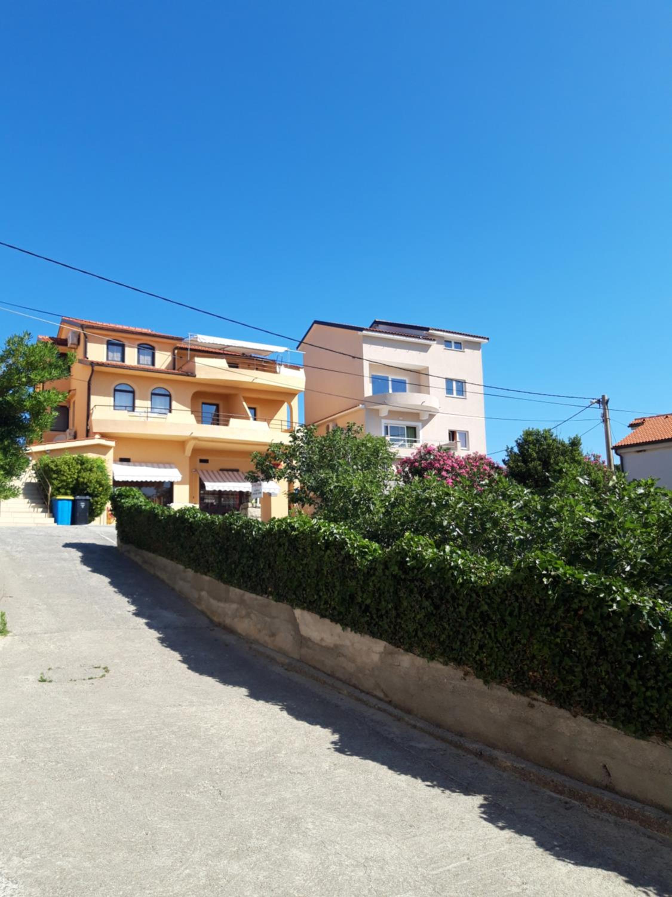Apartments Damir 2838 view 5