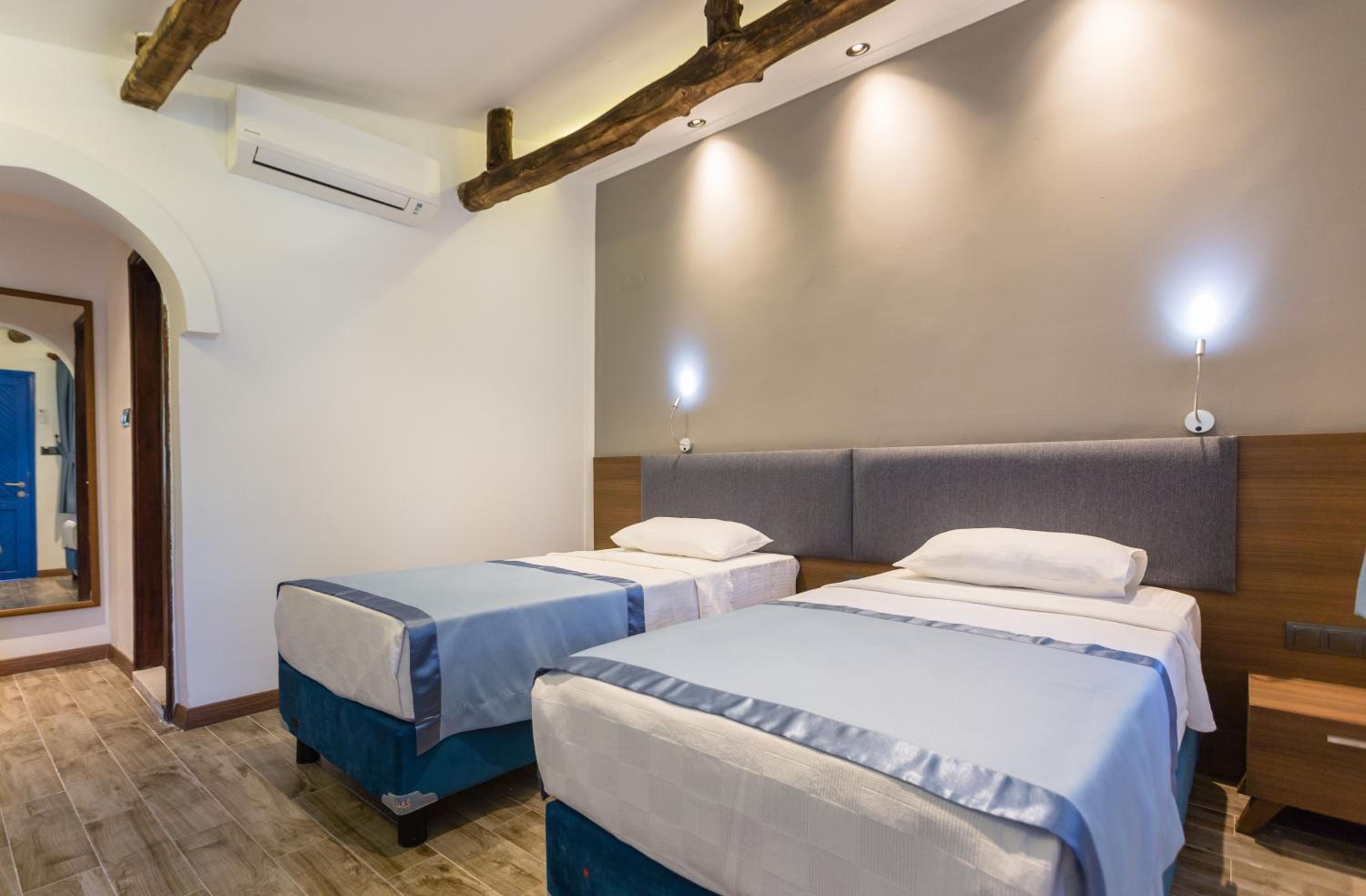Risus Garden Marina Otel - Image 50