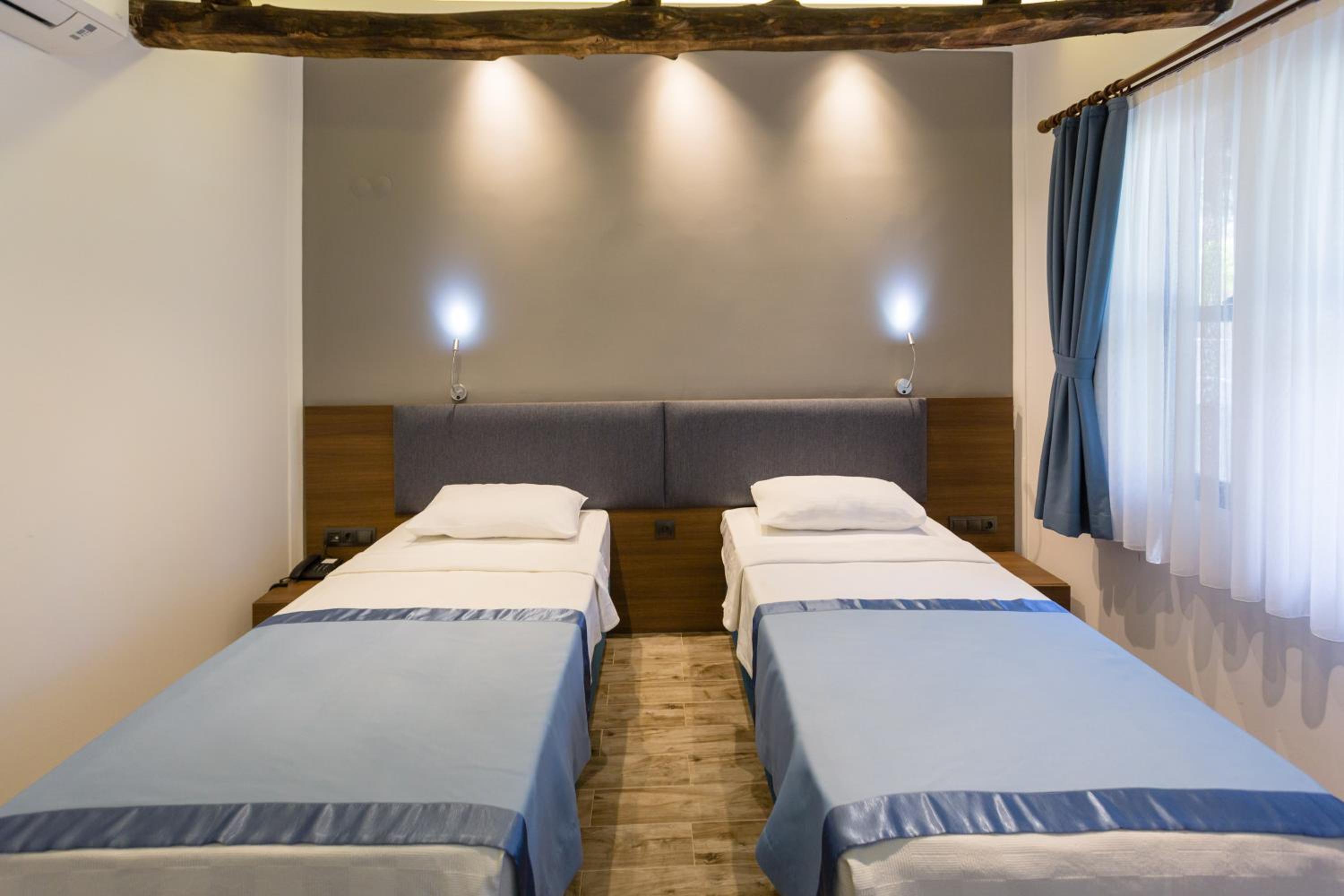 Risus Garden Marina Otel - Image 51