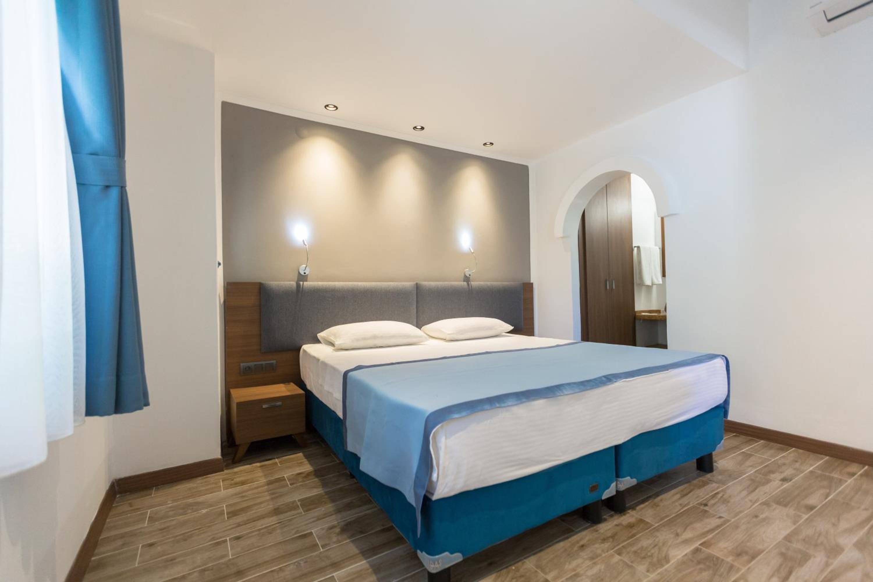 Risus Garden Marina Otel - Image 26