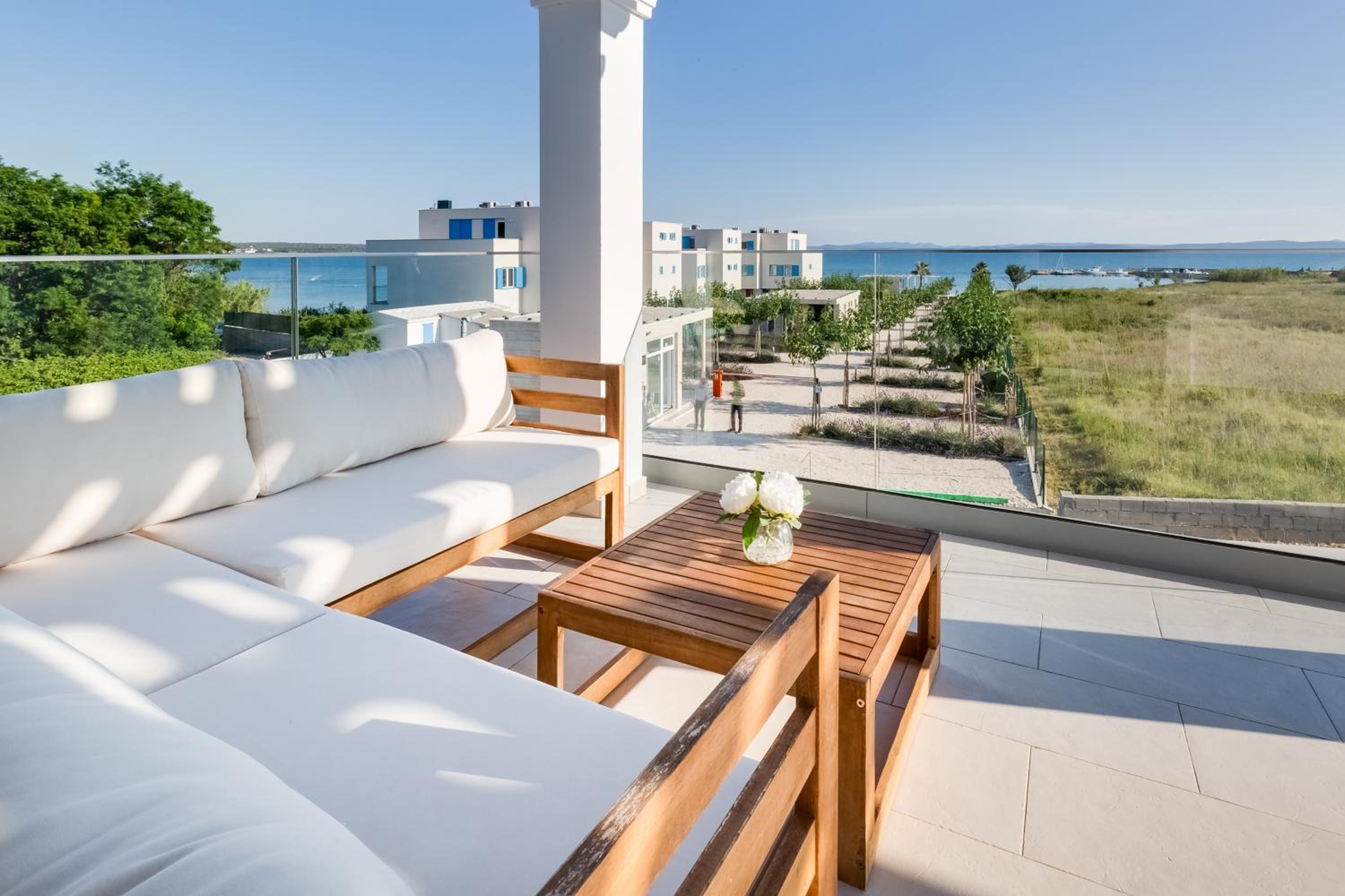 Villa Wave