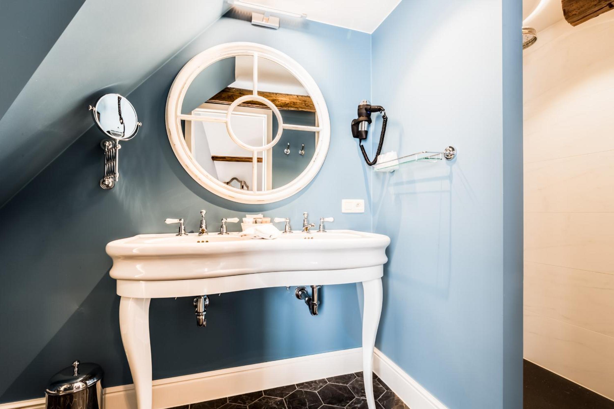 Bruges Vacations - Boutique Hotel De Castillion - Small elegant family hotel - Property Image 57