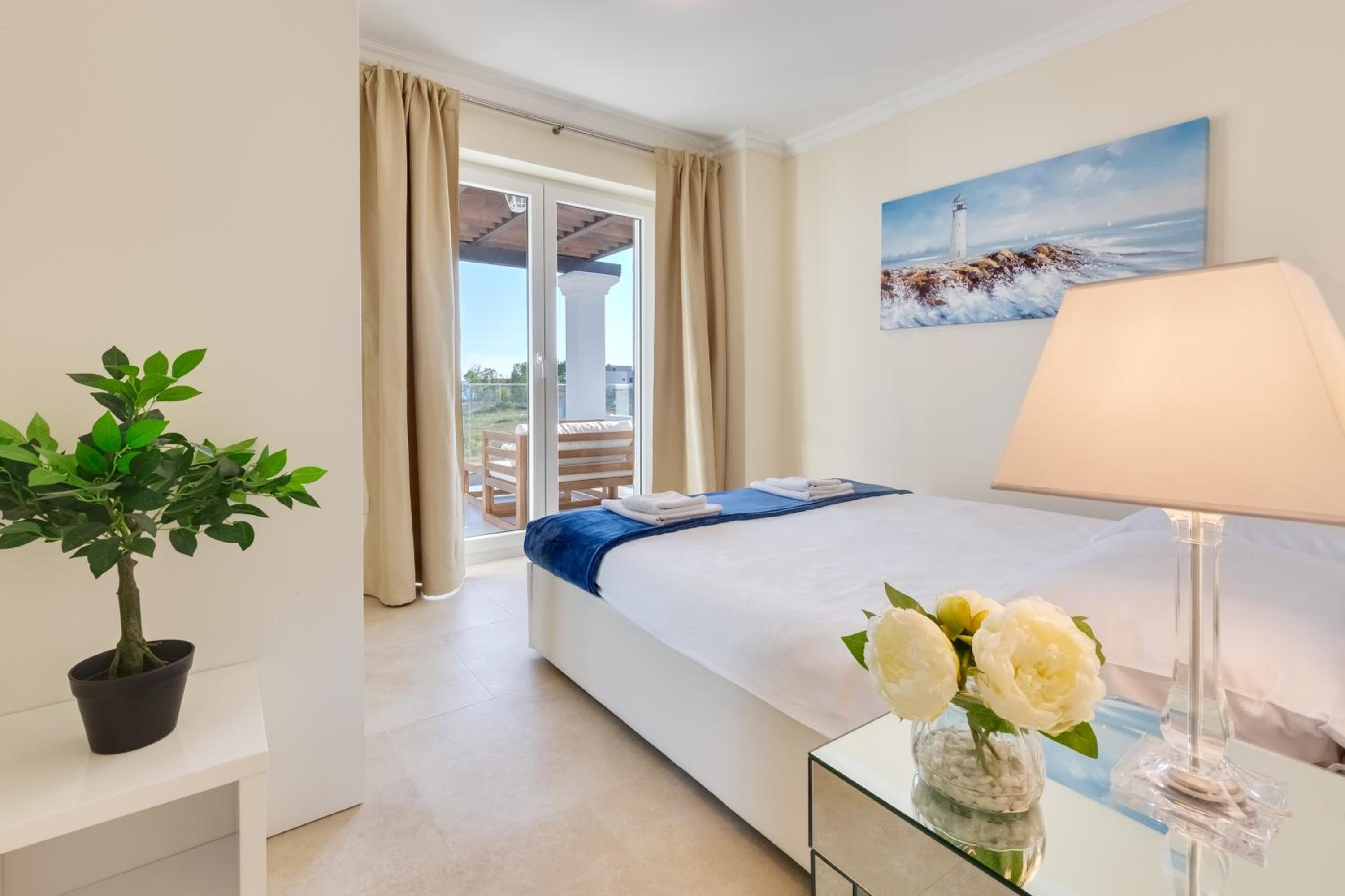 Villa Wave