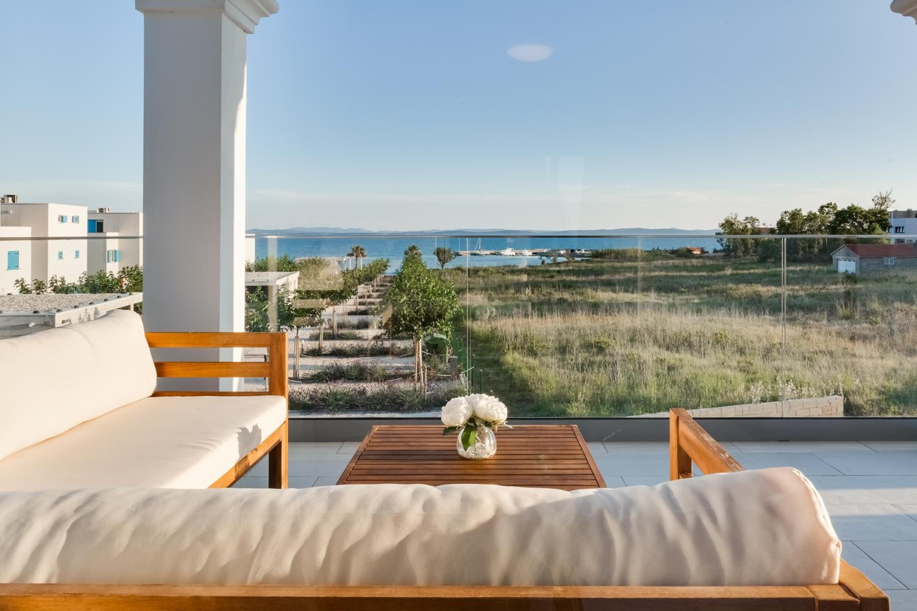 Villa Wave