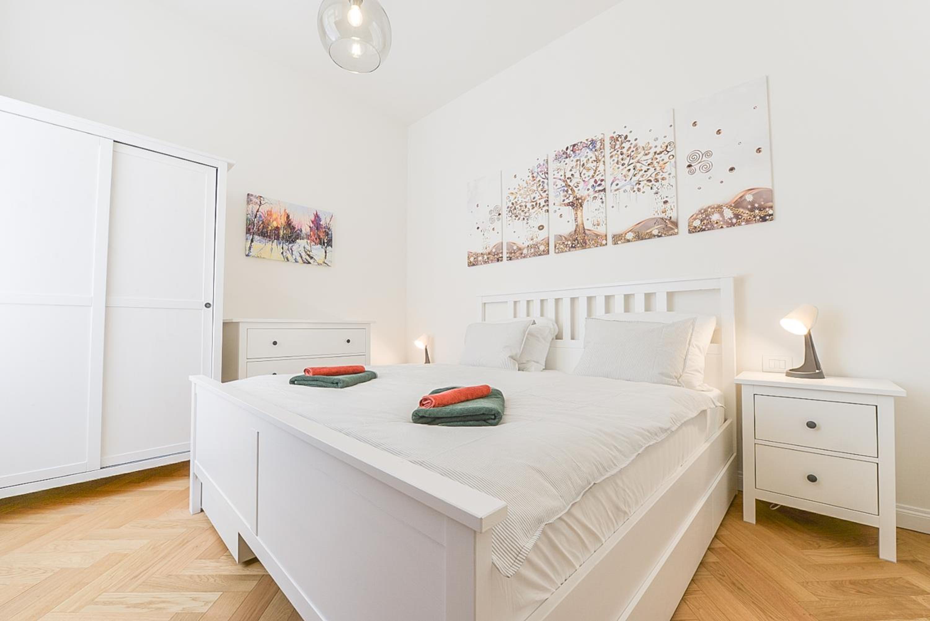 Brand New Apartment next to Old Town Square