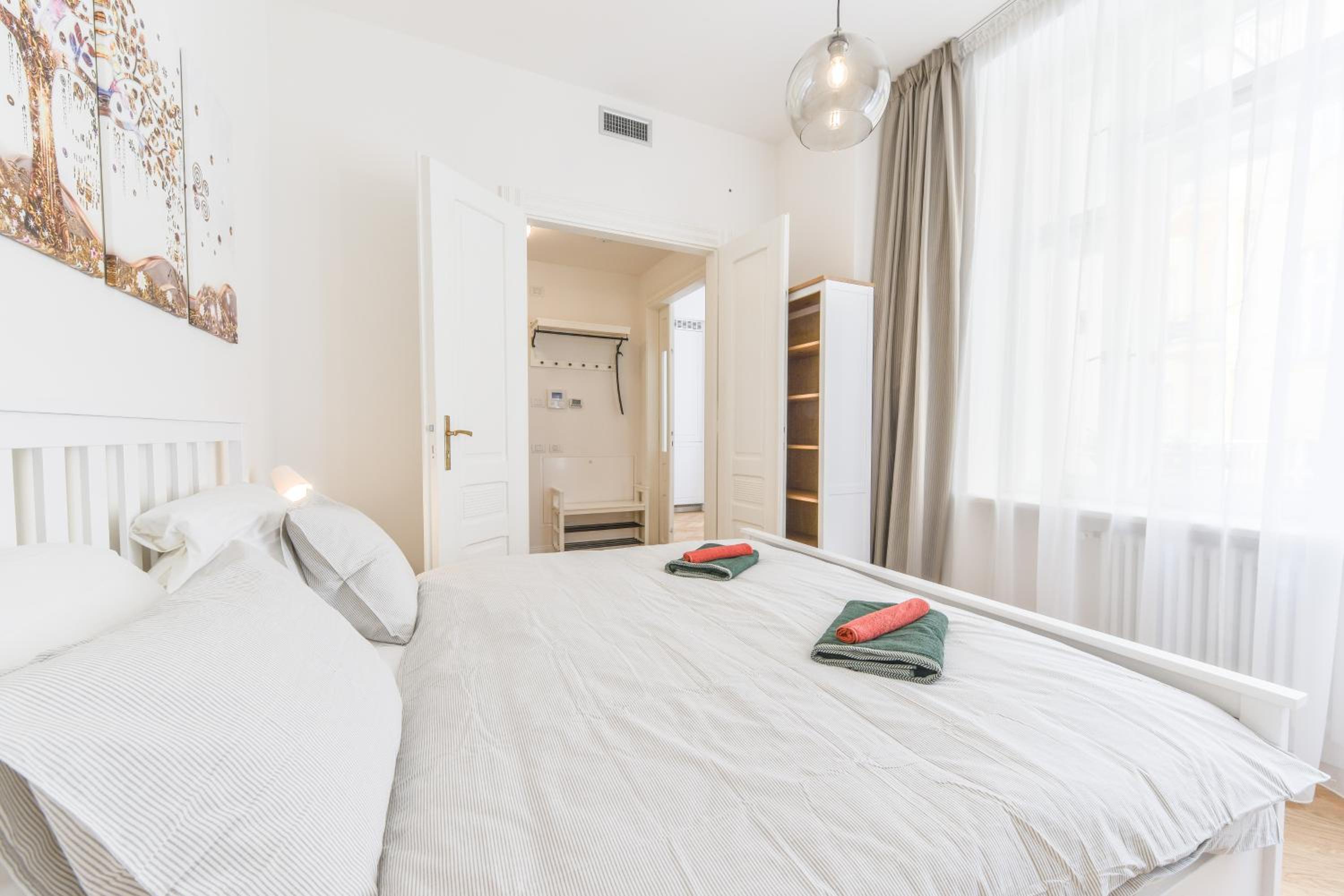 Brand New Apartment next to Old Town Square