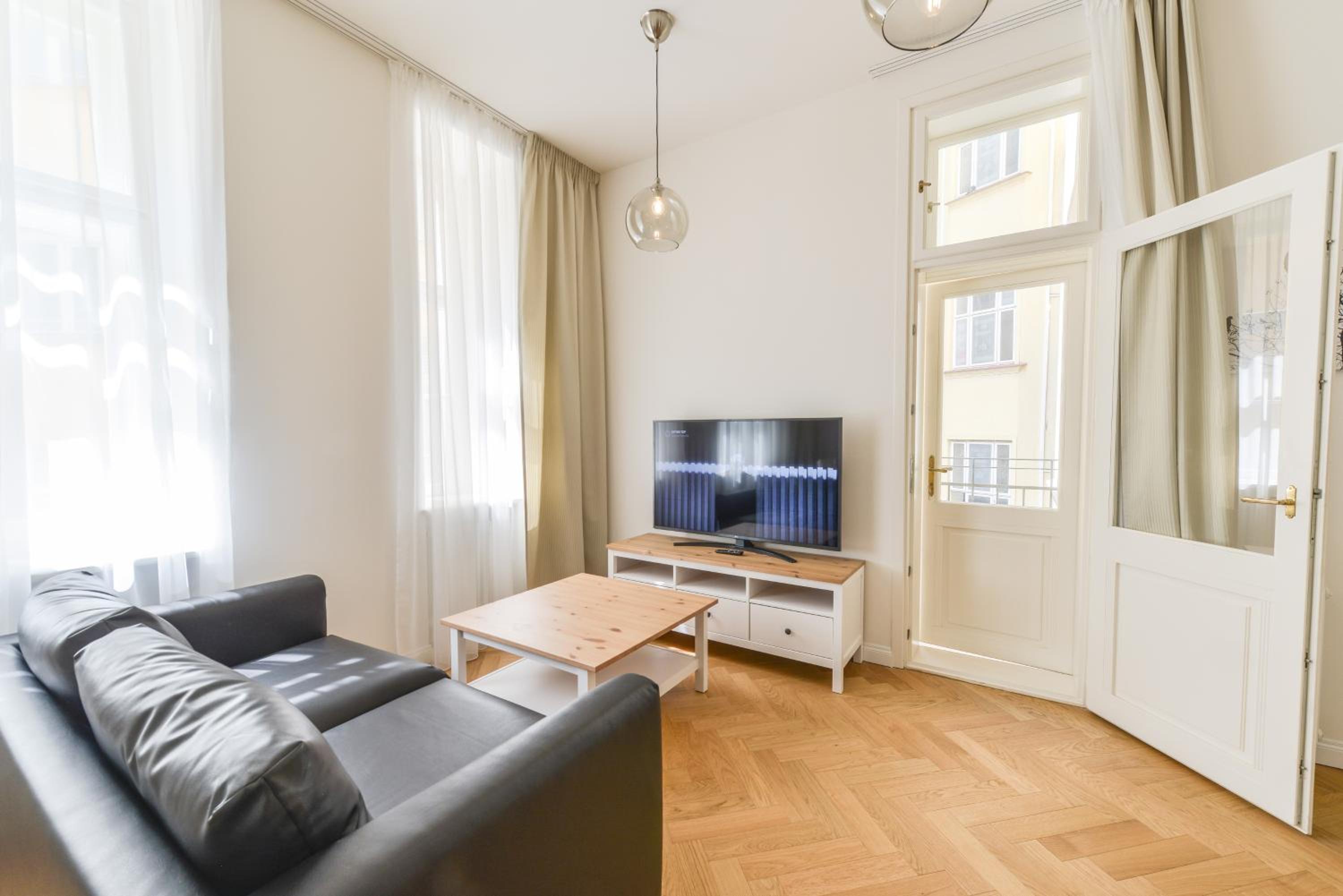 Brand New Apartment next to Old Town Square