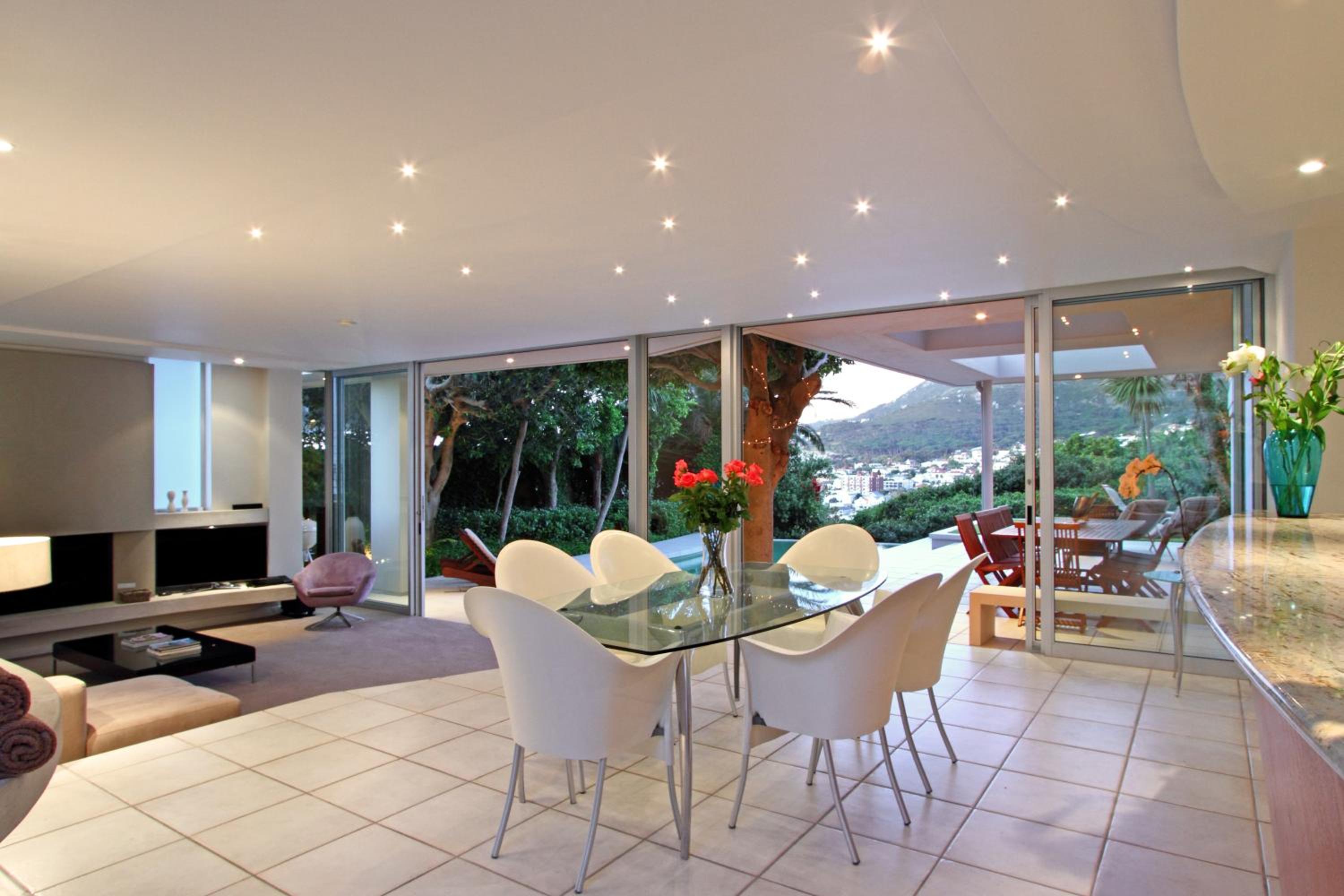 Lion's View Villa & Apartment