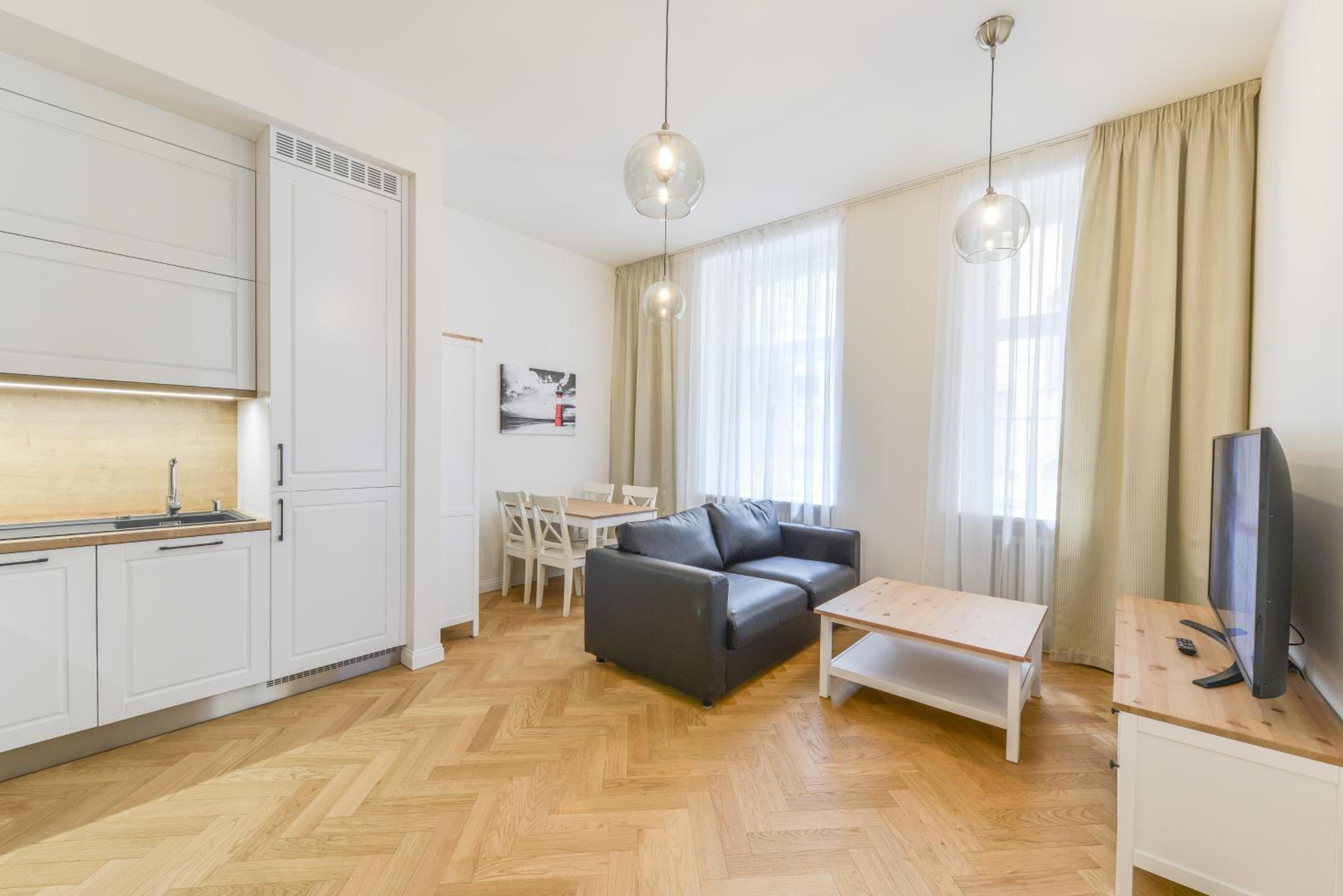 Brand New Apartment next to Old Town Square