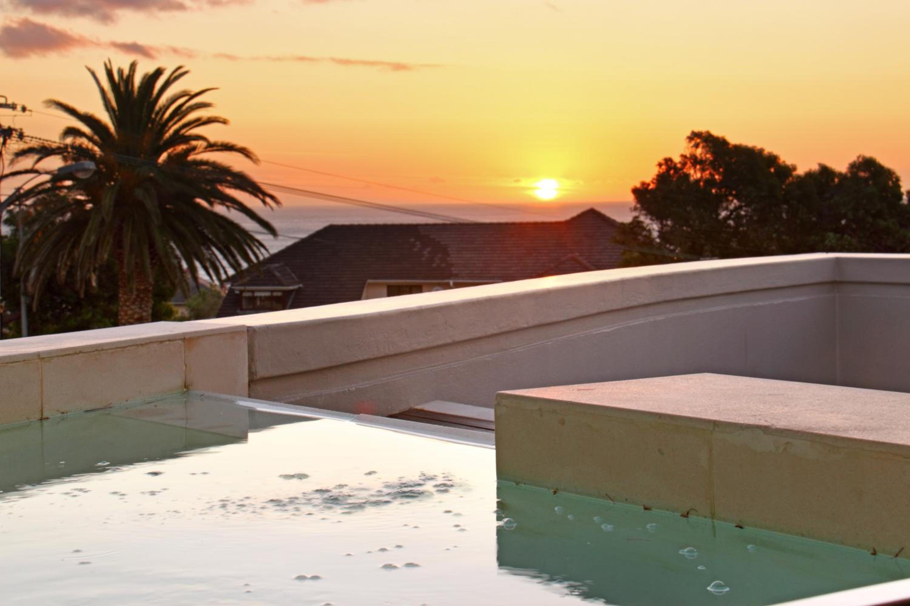 Lion's View Villa & Apartment