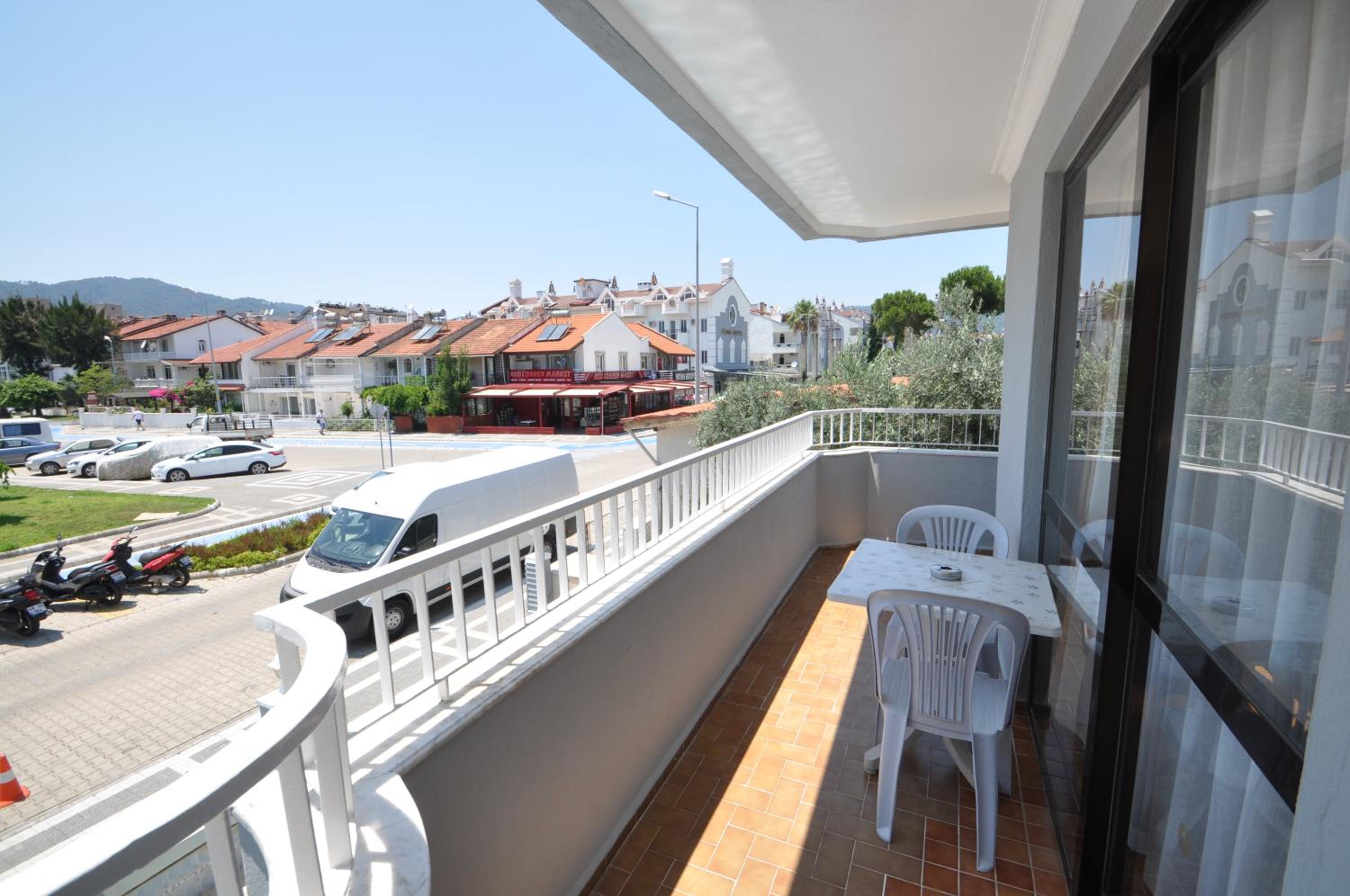 Defne & Zevkim Hotel - Image 62