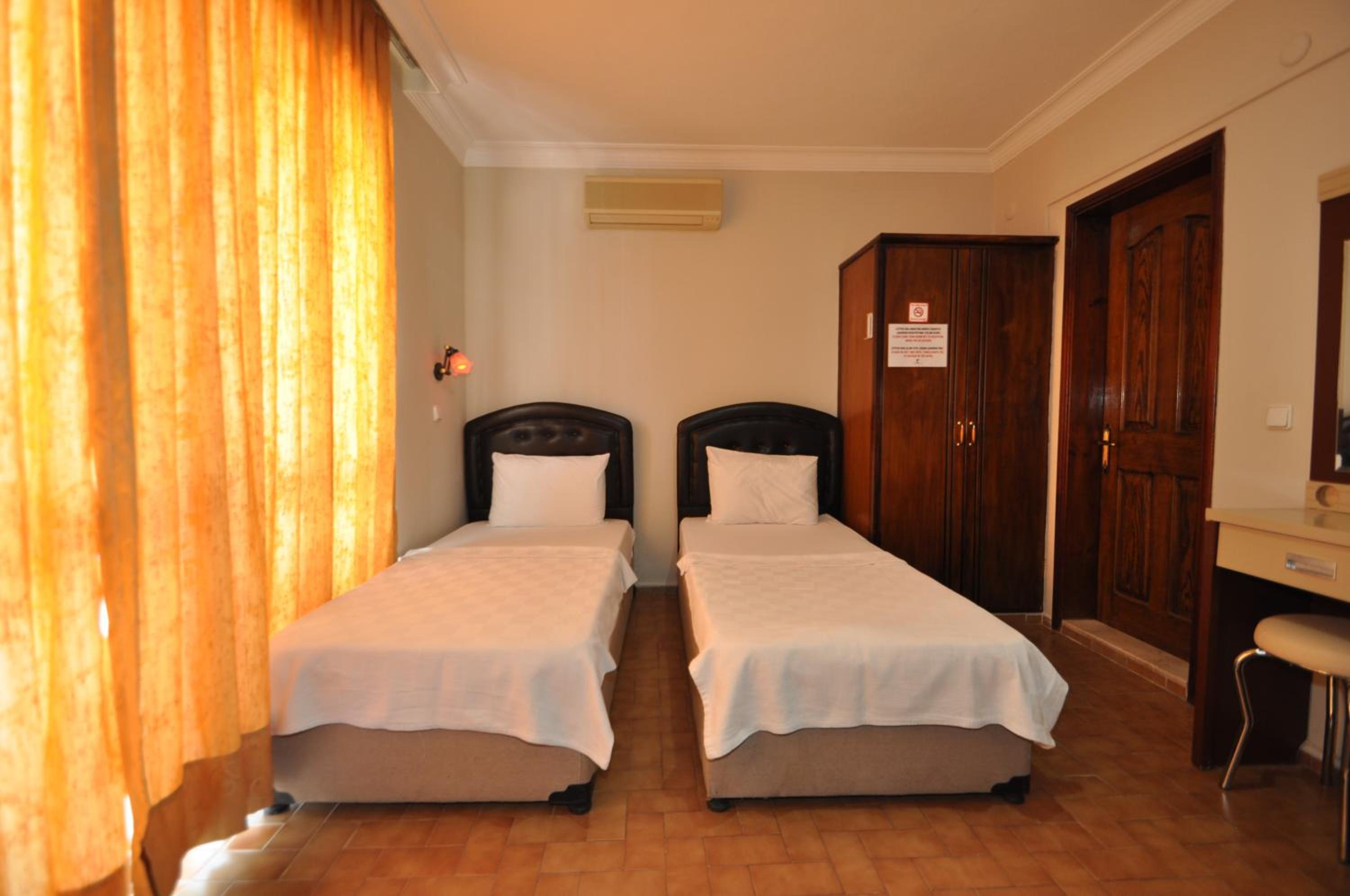 Defne & Zevkim Hotel - Image 33