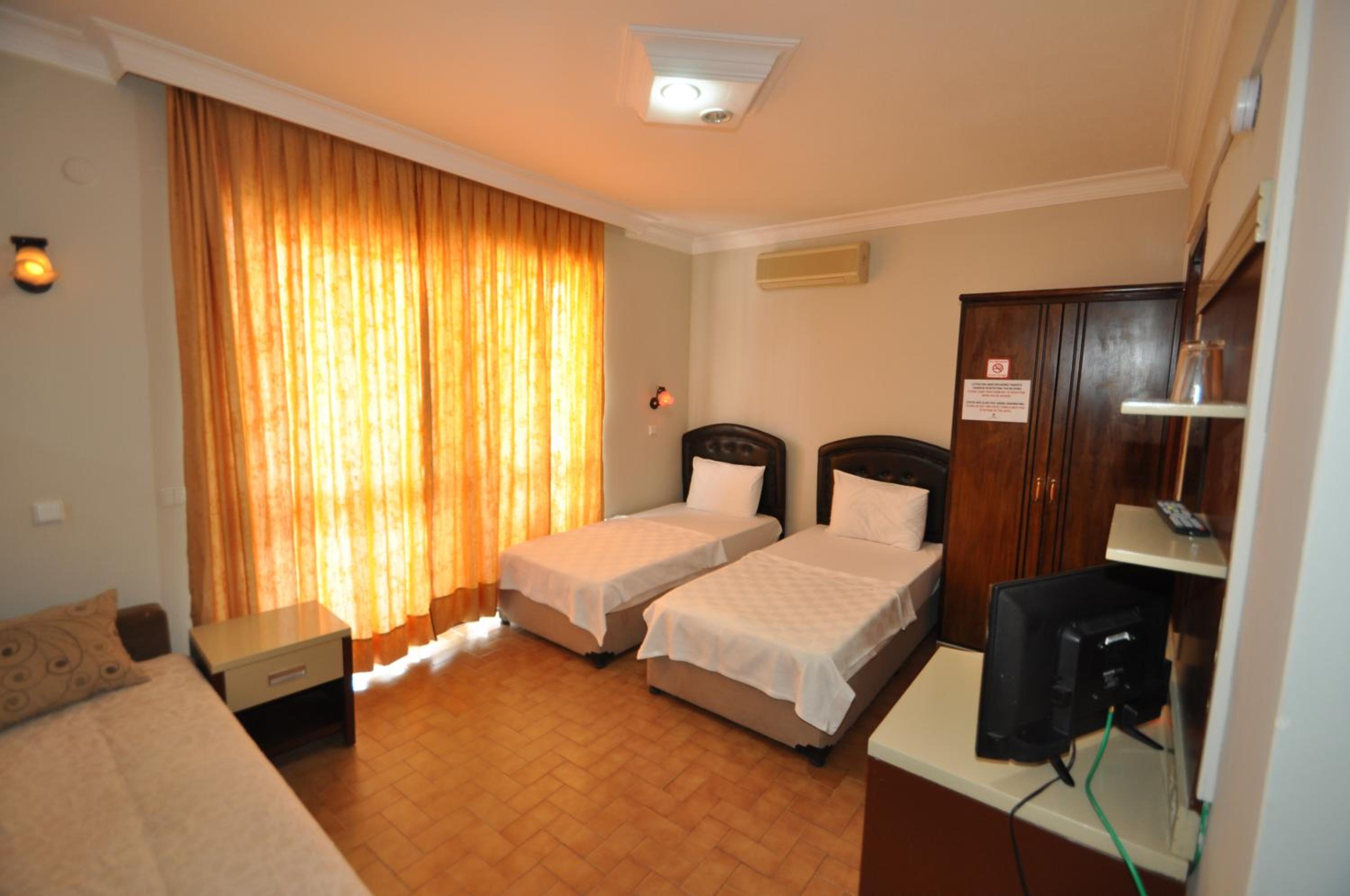 Defne & Zevkim Hotel - Image 59