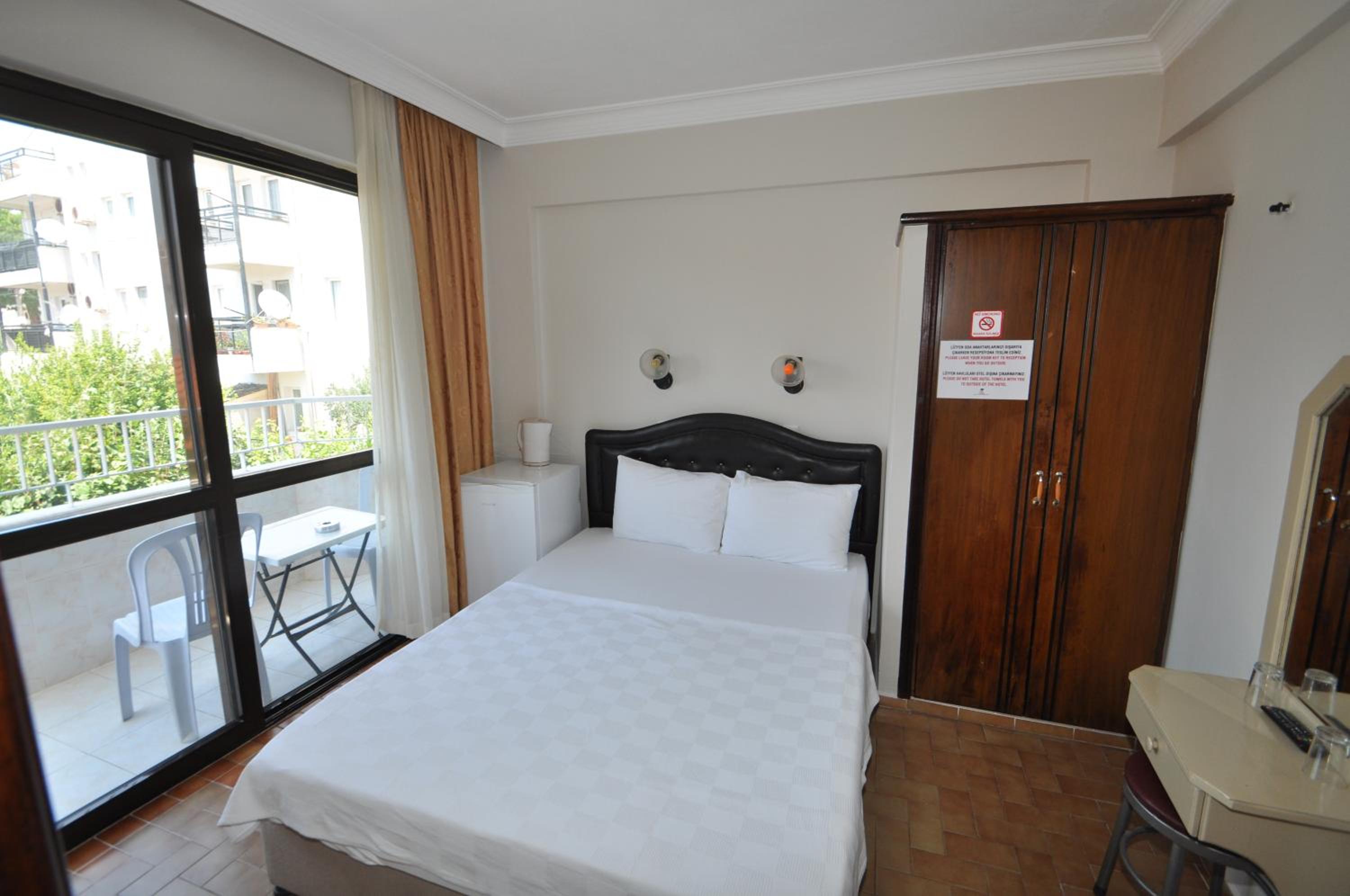 Defne & Zevkim Hotel - Image 43