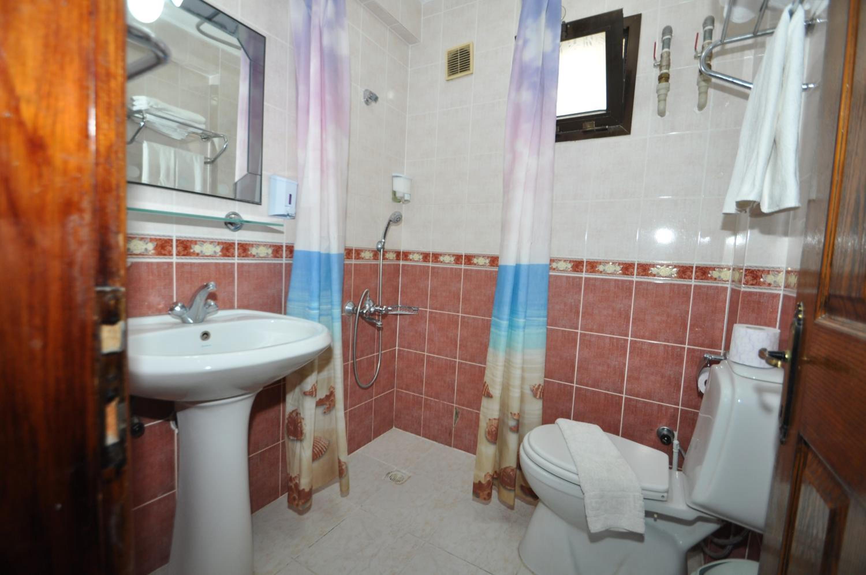 Defne & Zevkim Hotel - Image 34