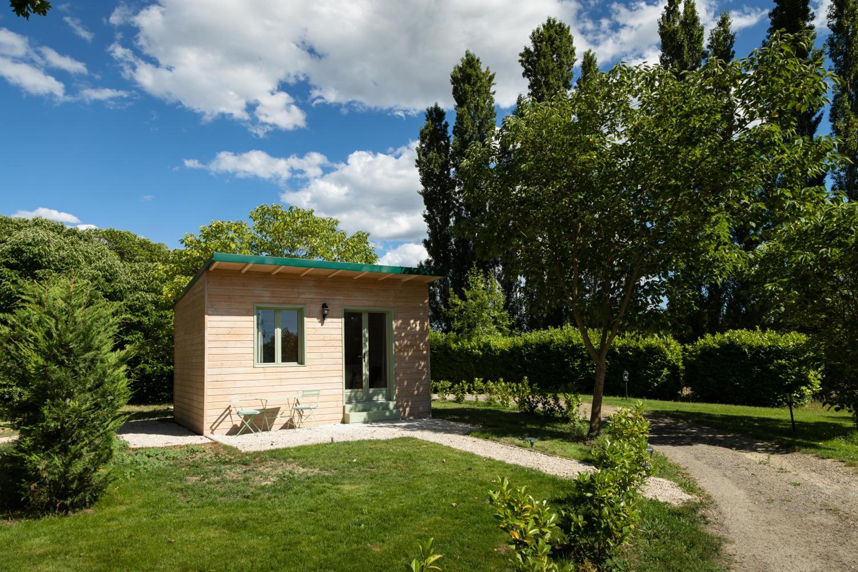Le Mas des Cerisiers JACUZZI et SAUNA inclus pour tous les logements