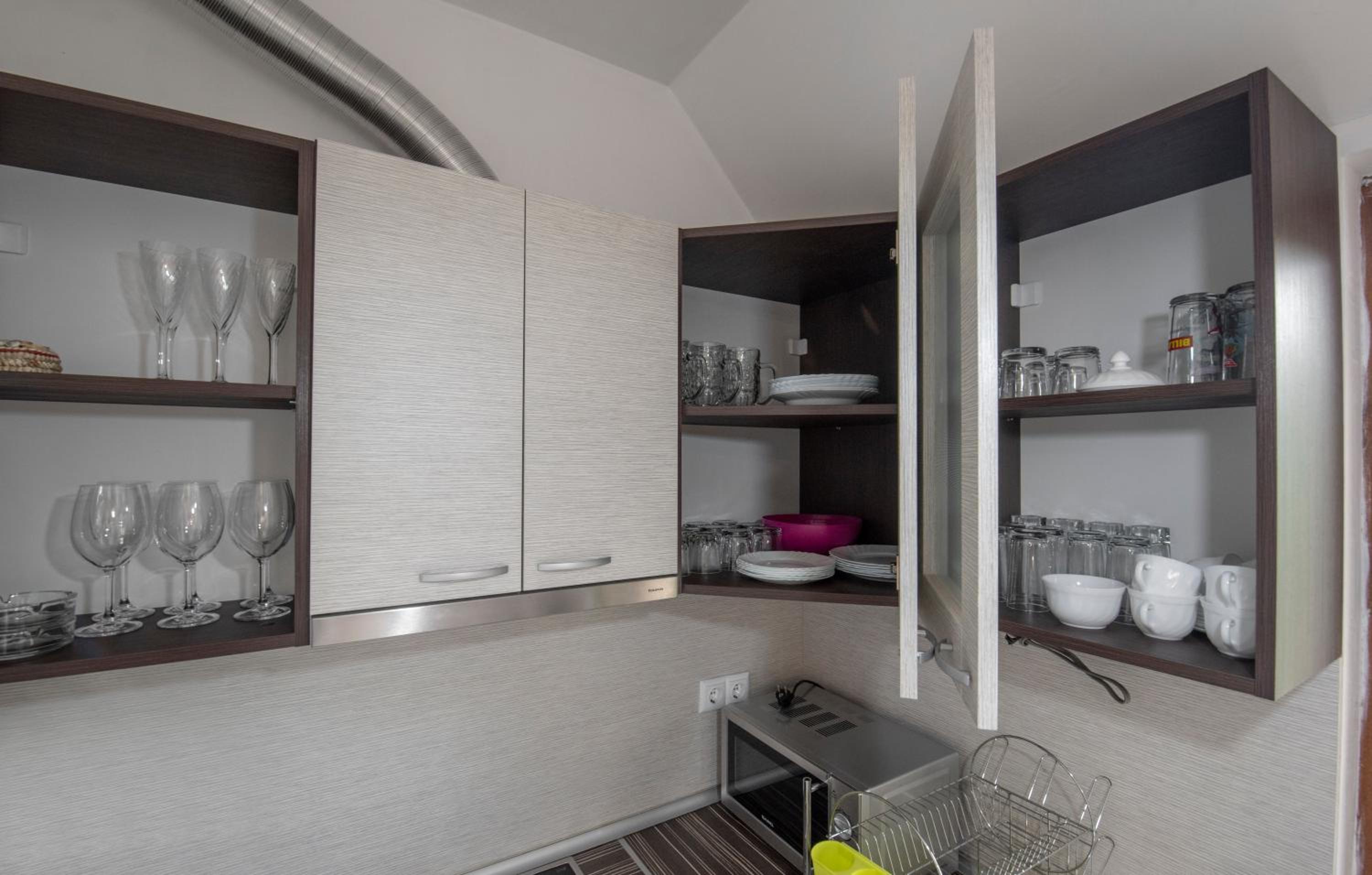 Azure Pretty Apartment TOP Location near Sea Garden