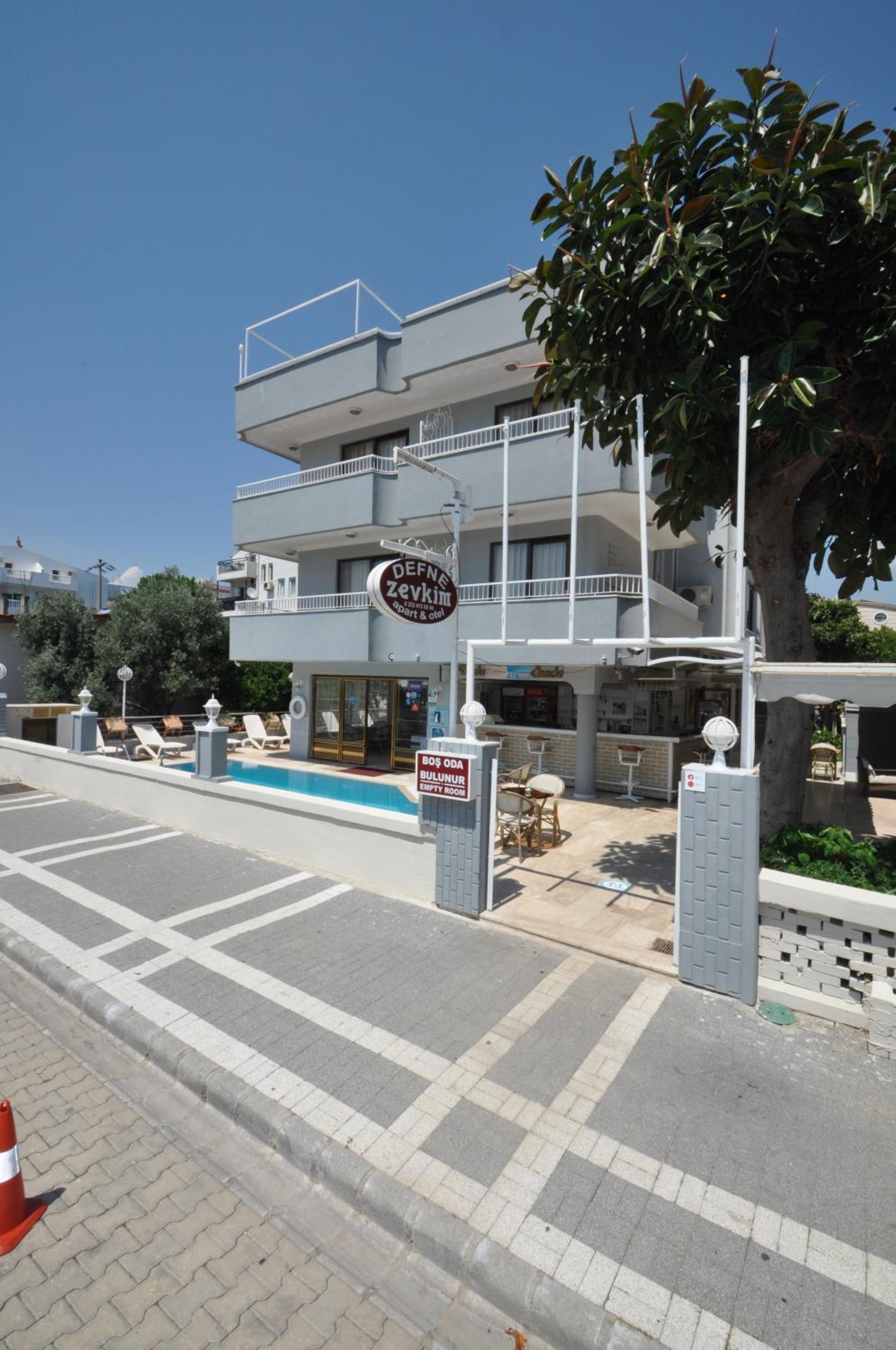 Defne & Zevkim Hotel - Image 30