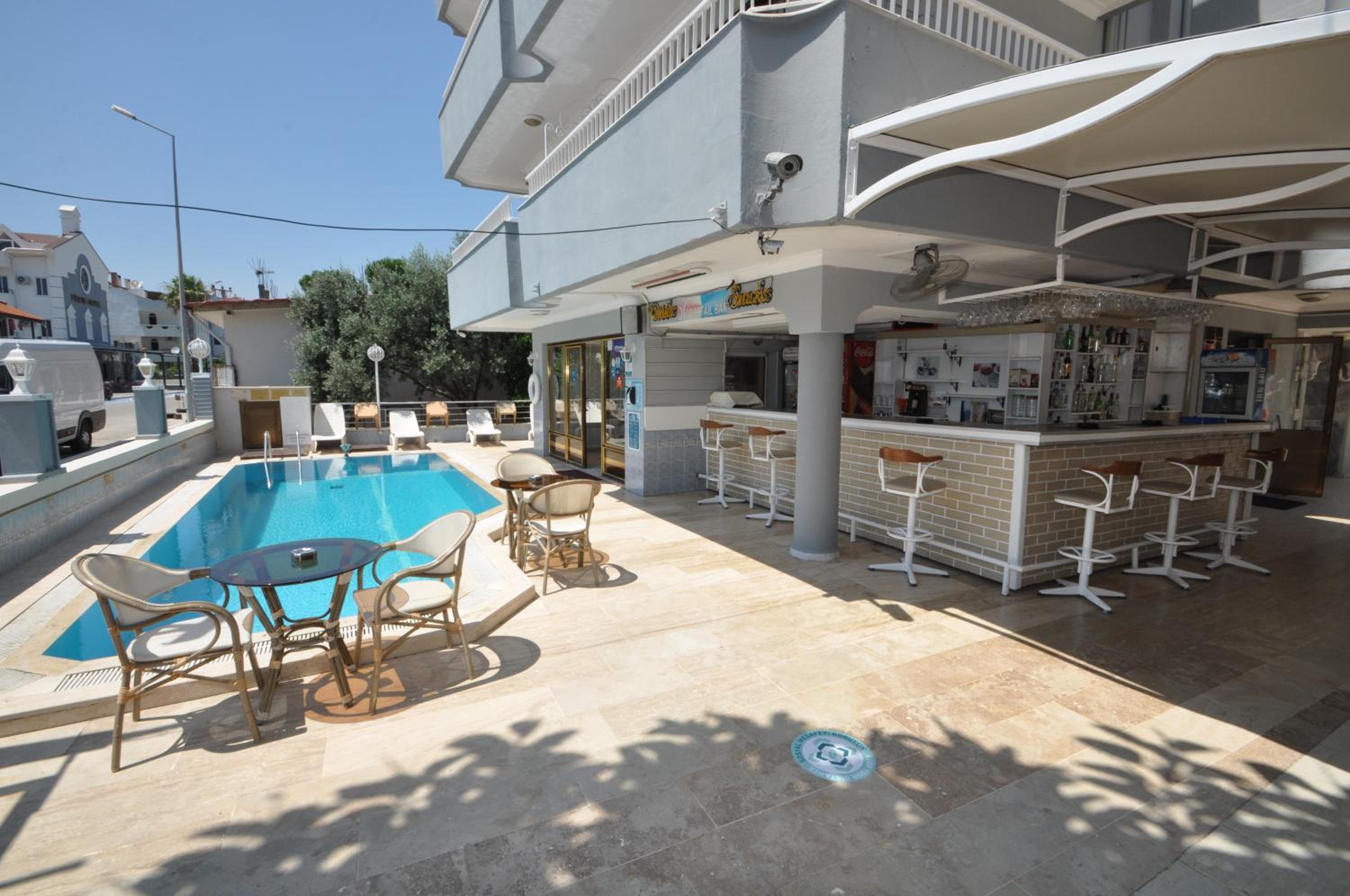 Defne & Zevkim Hotel - Image 23