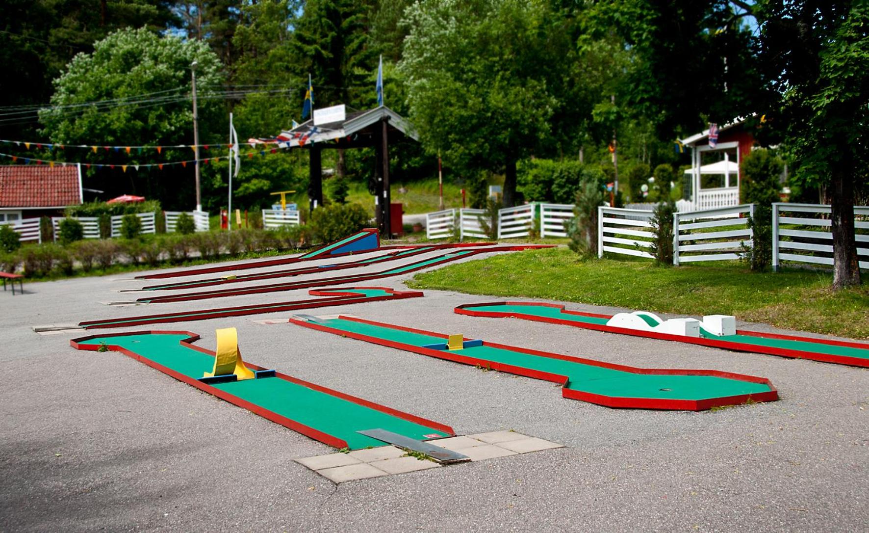 Rösjöbaden Camping & Stugby
