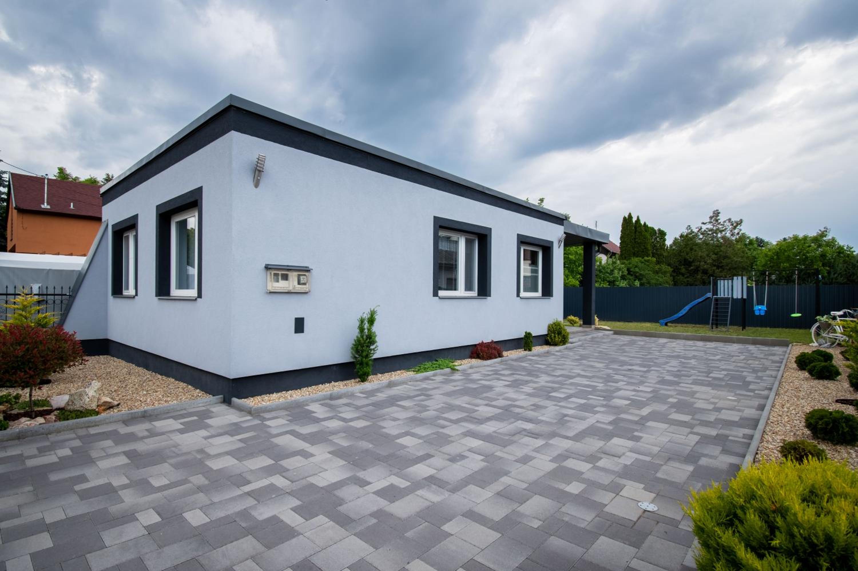 Garden Lux Apartman view 4