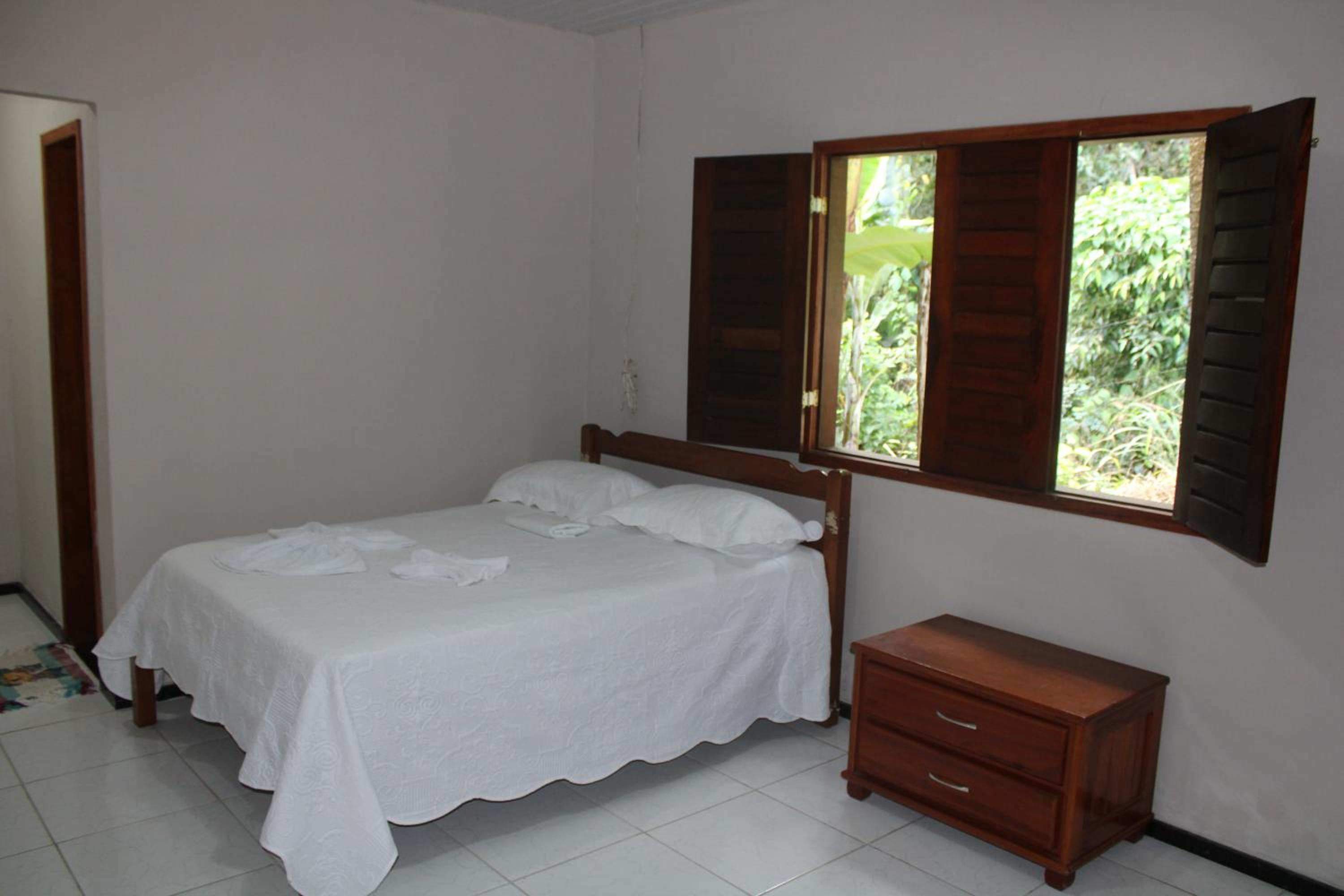 HOTEL CANTINHO DAS FLORES