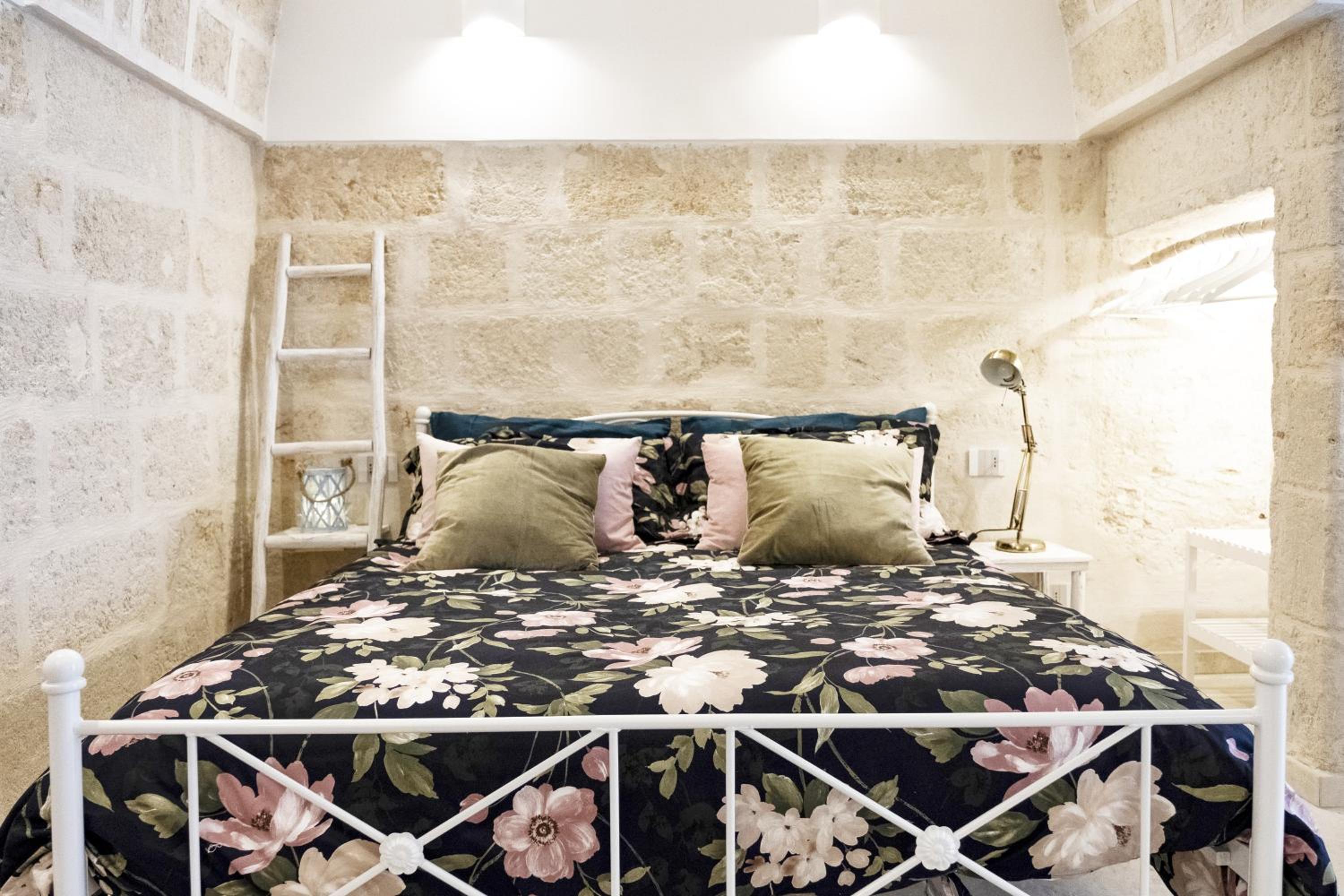 Dimora Don Vincenzo - Borgo di Puglia Houses & Lands view 3