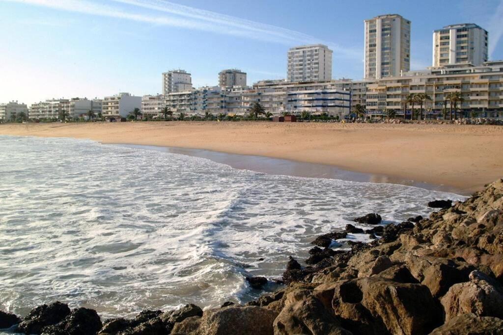 Apartamento Millenium Vista Mar- 2 passos da Praia view 2