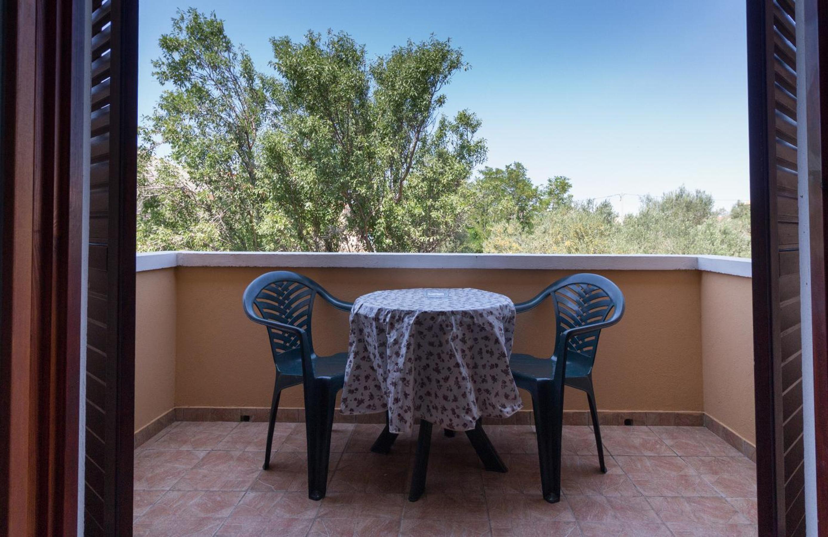 Apartments Casa Nada view 2